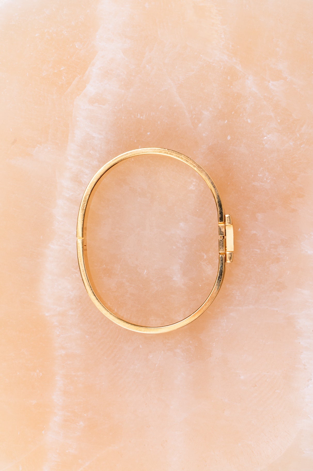 Black & Brushed Gold Clic HH Bracelet