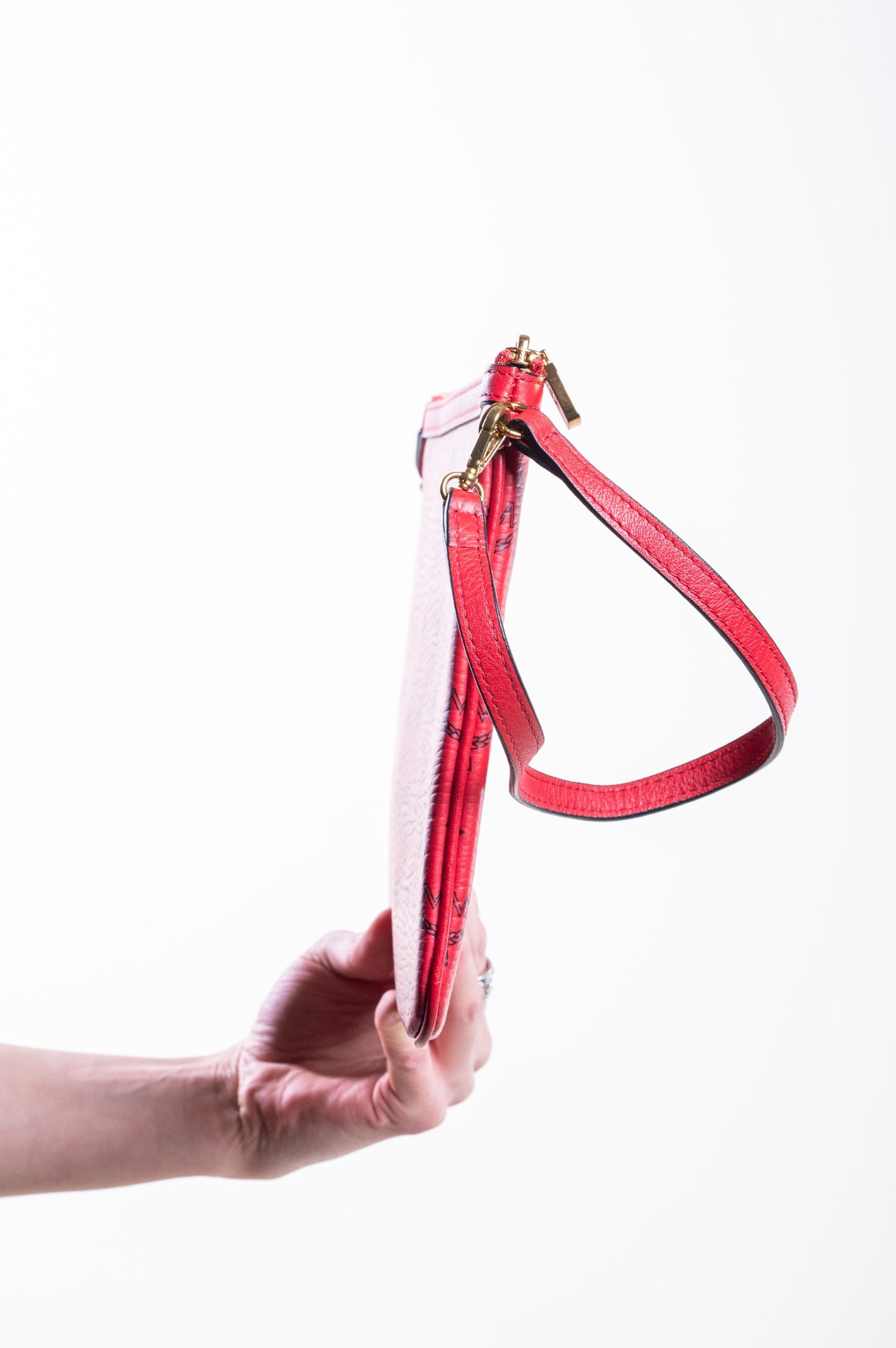 Red Aren Visetos Crossbody Pouch