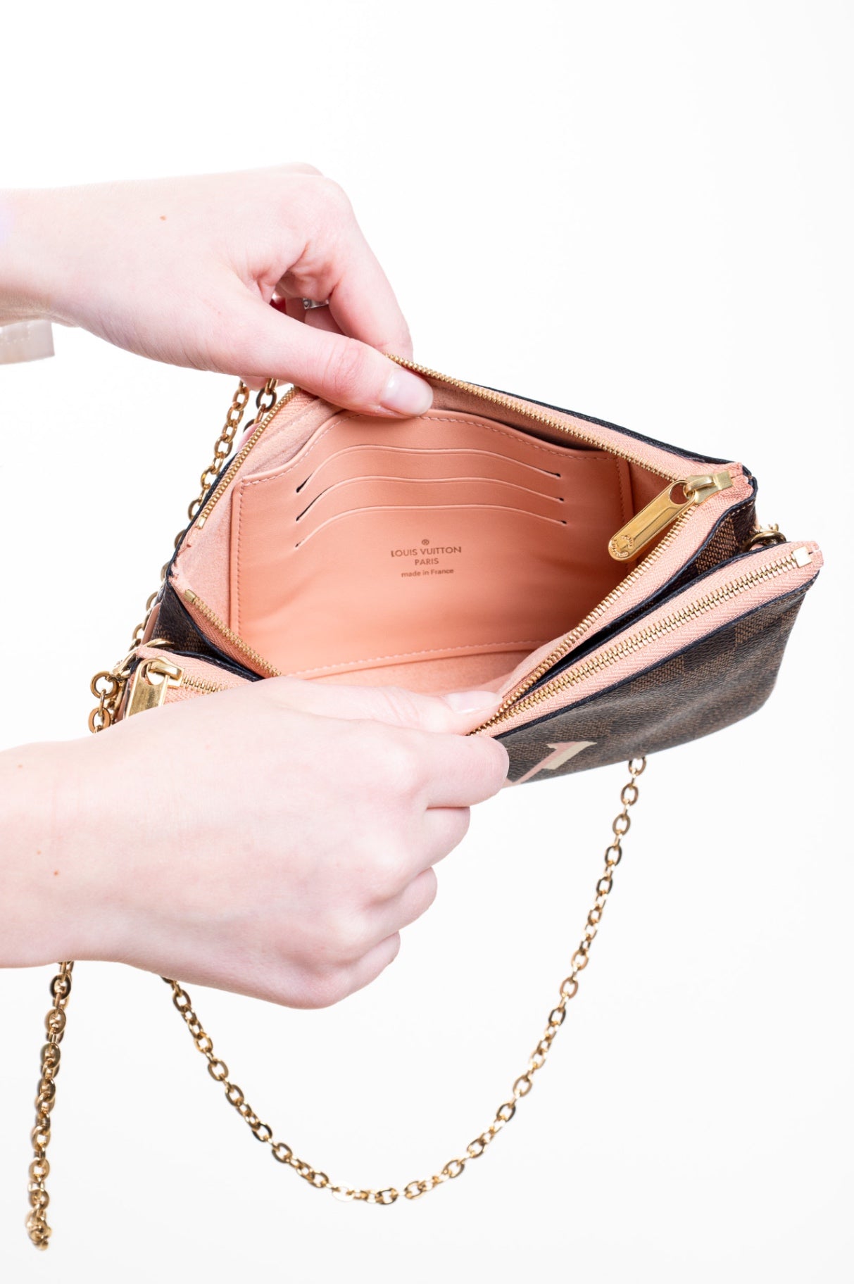 Damier Ebene Double Zip Pochette