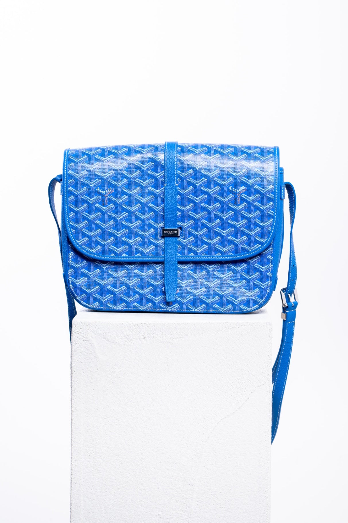 Blue Goyardine Belvedere MM Bag
