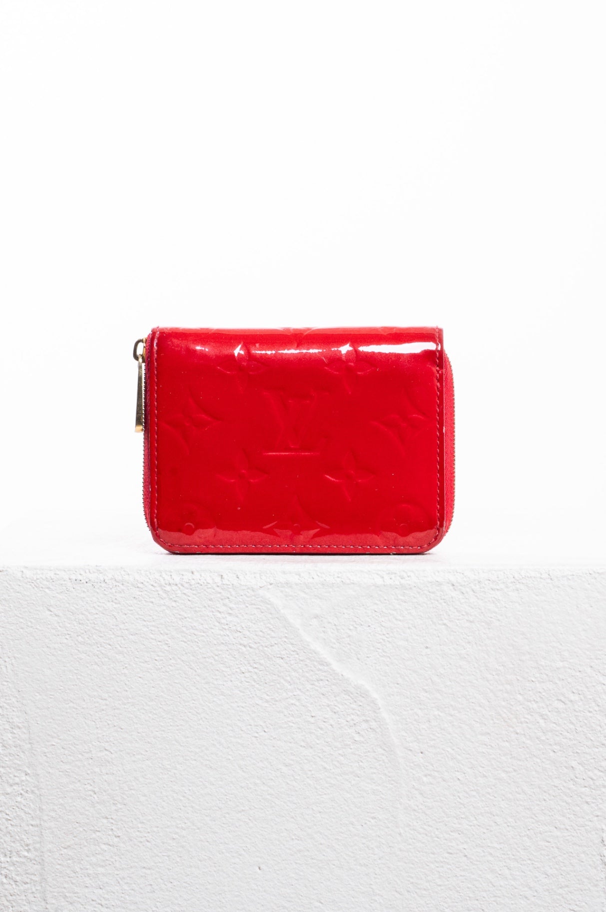 Red Vernis Zippy Card Wallet