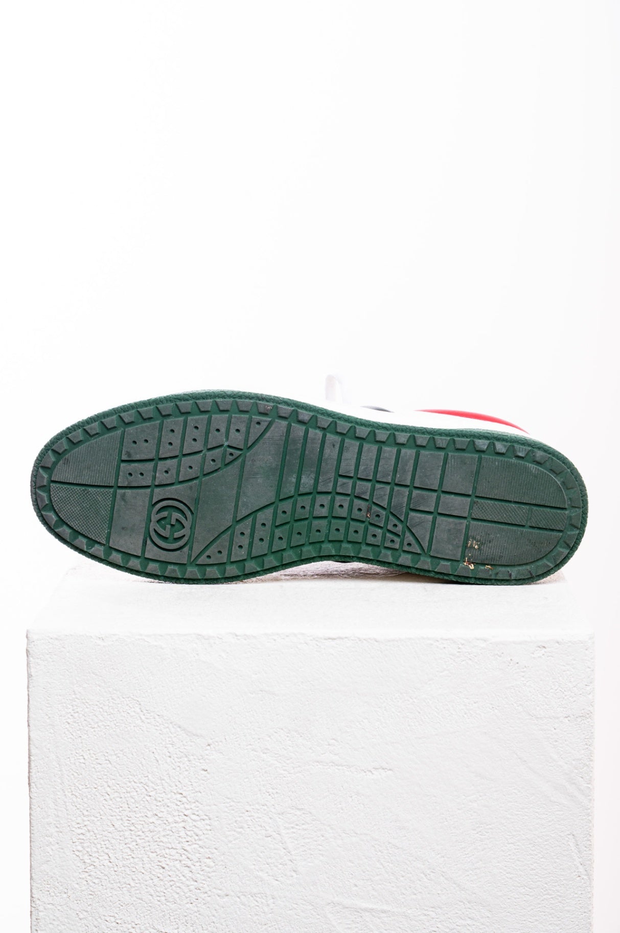 Low Top Sneaker