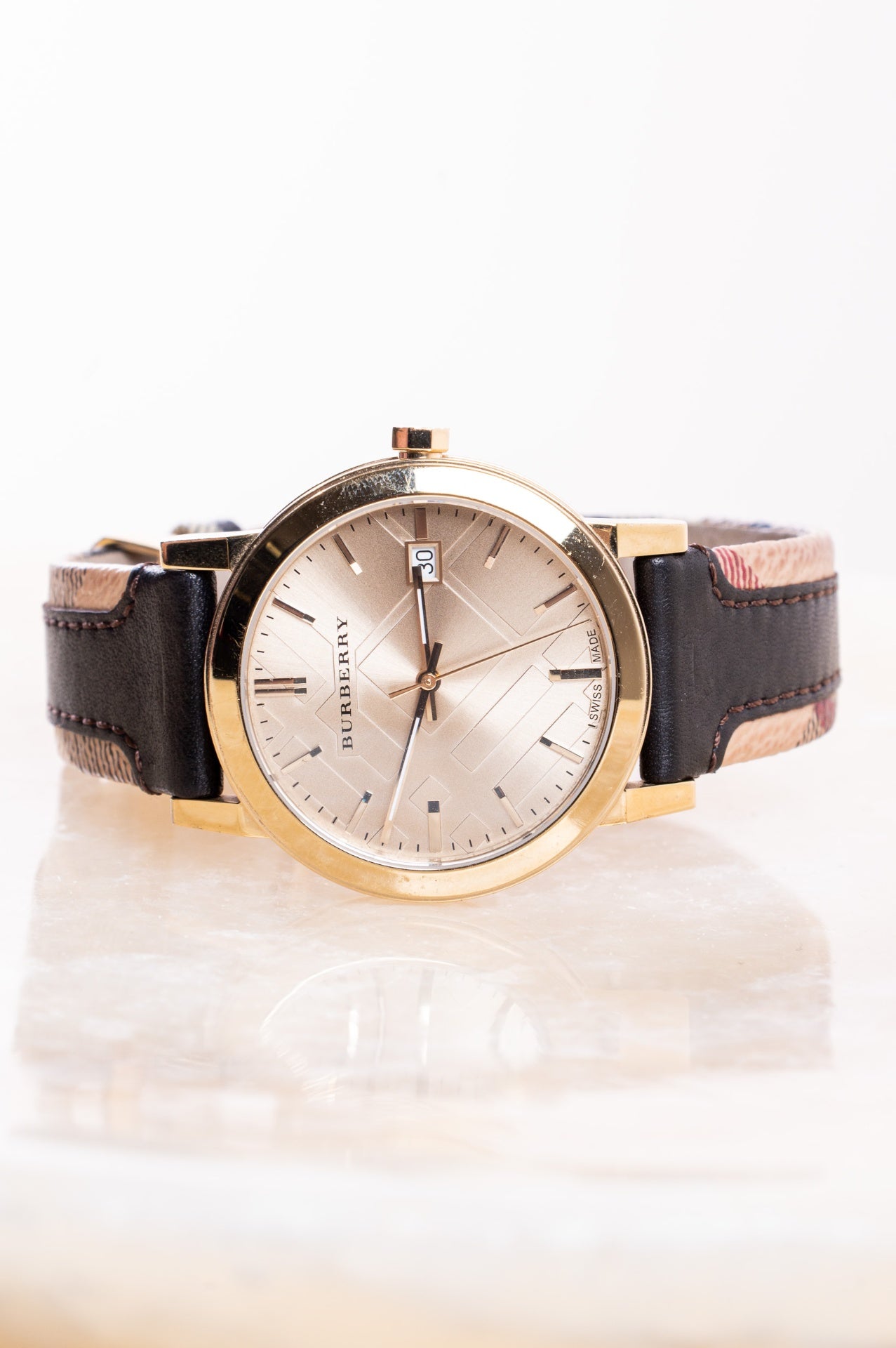 Gold 'The City' Quartz Watch