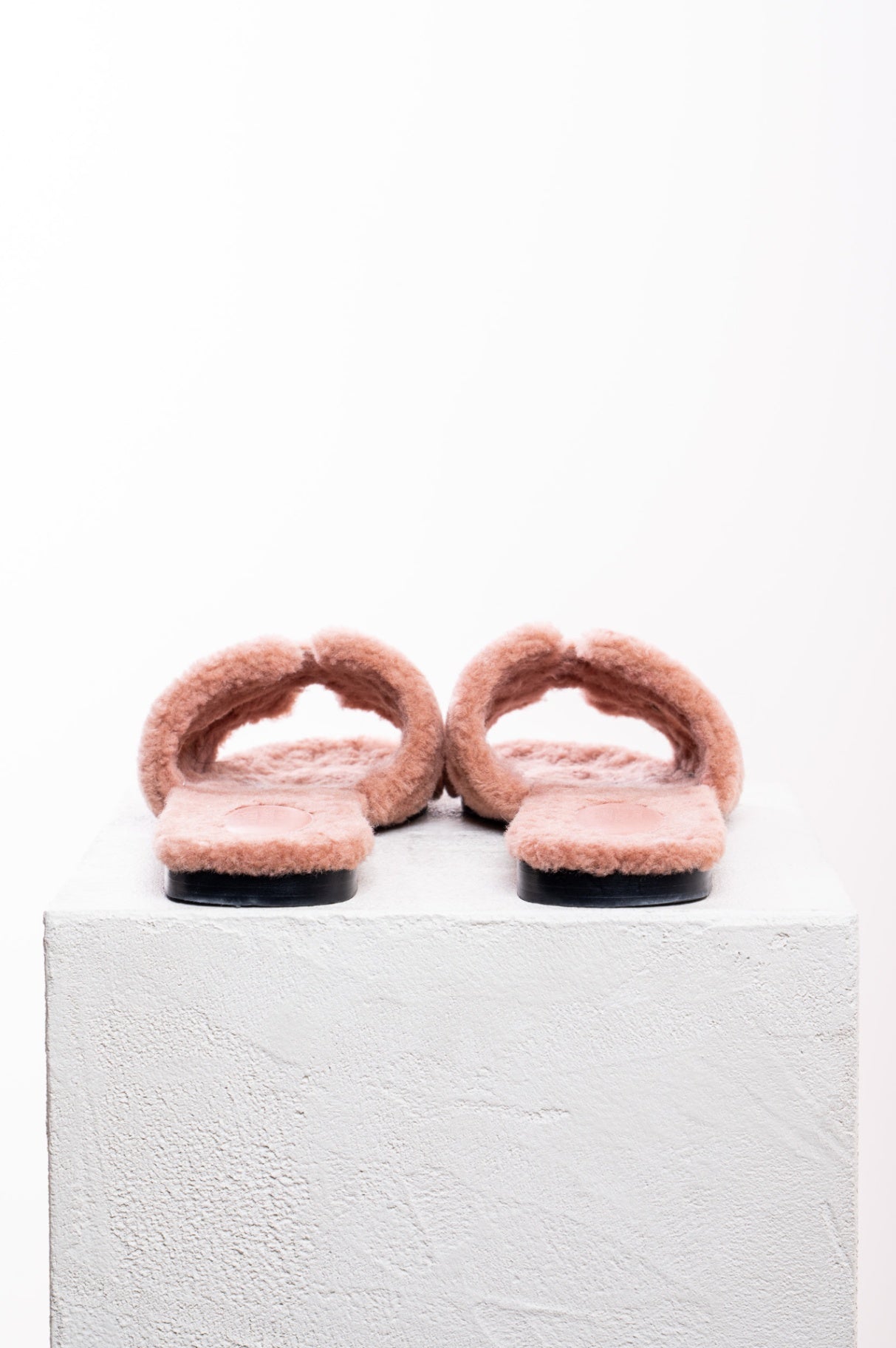 Dusty Rose Shearling Oran Sandal
