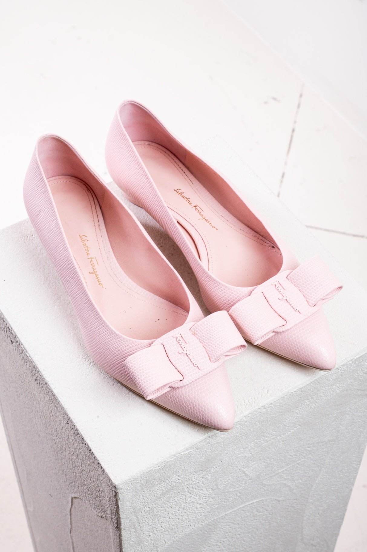 Pink Viva Pointed Toe Flat