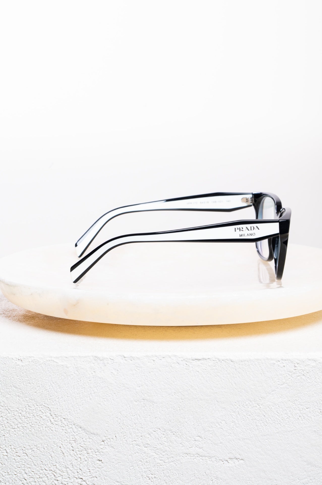 Black VPR 17Z Eyeglasses