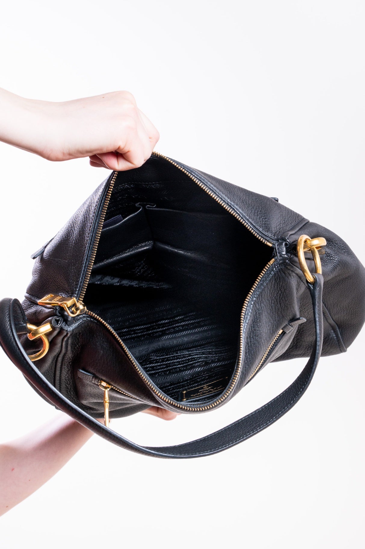Black Cervo Leather Zip Shoulder Bag