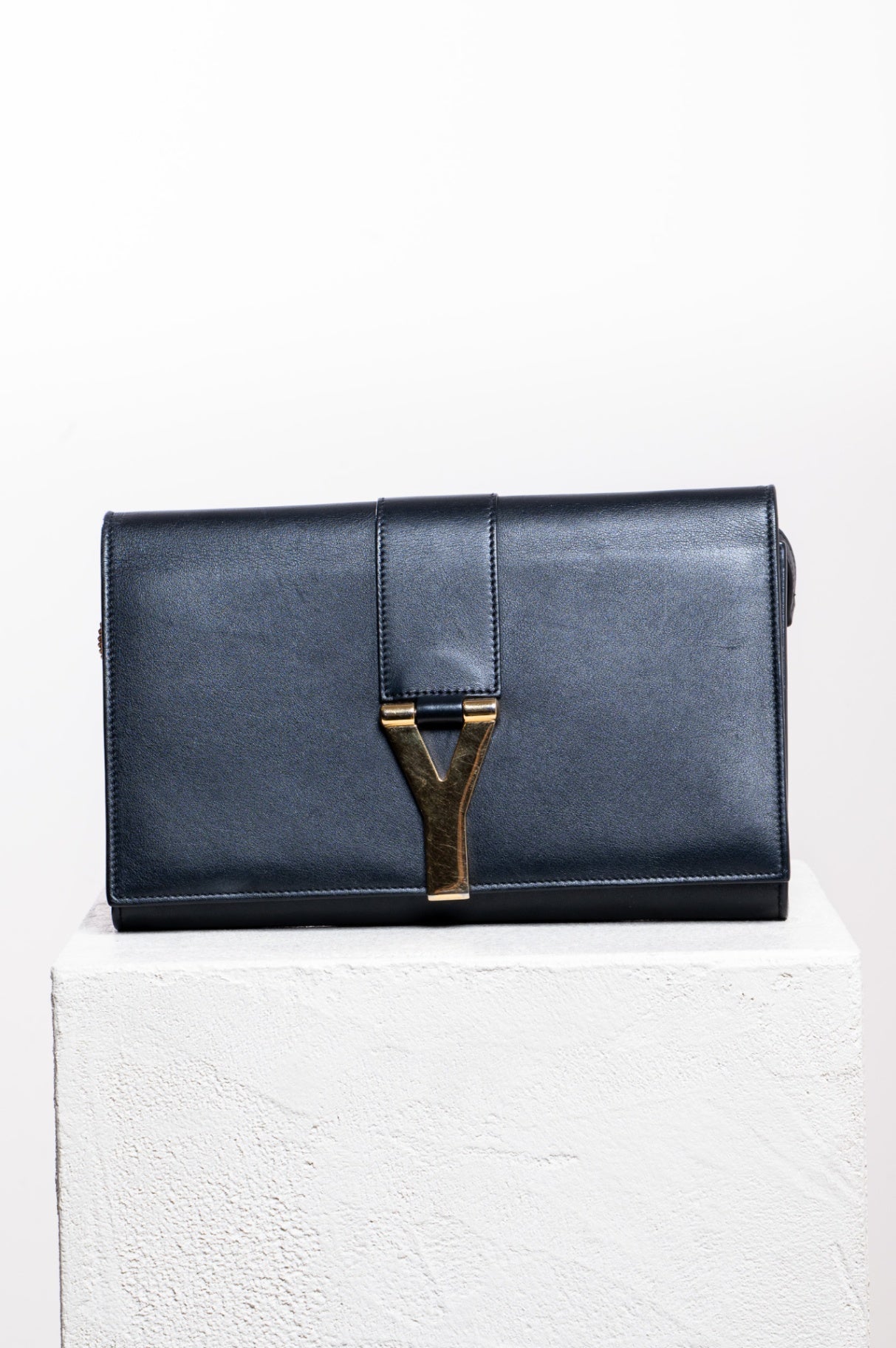 Black Ligne Chain Crossbody