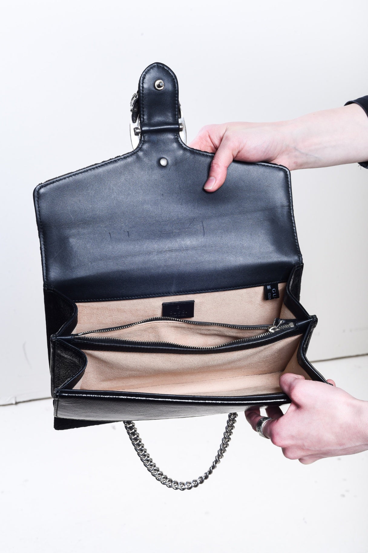 Black Velvet Medium Dionysus Shoulder Bag