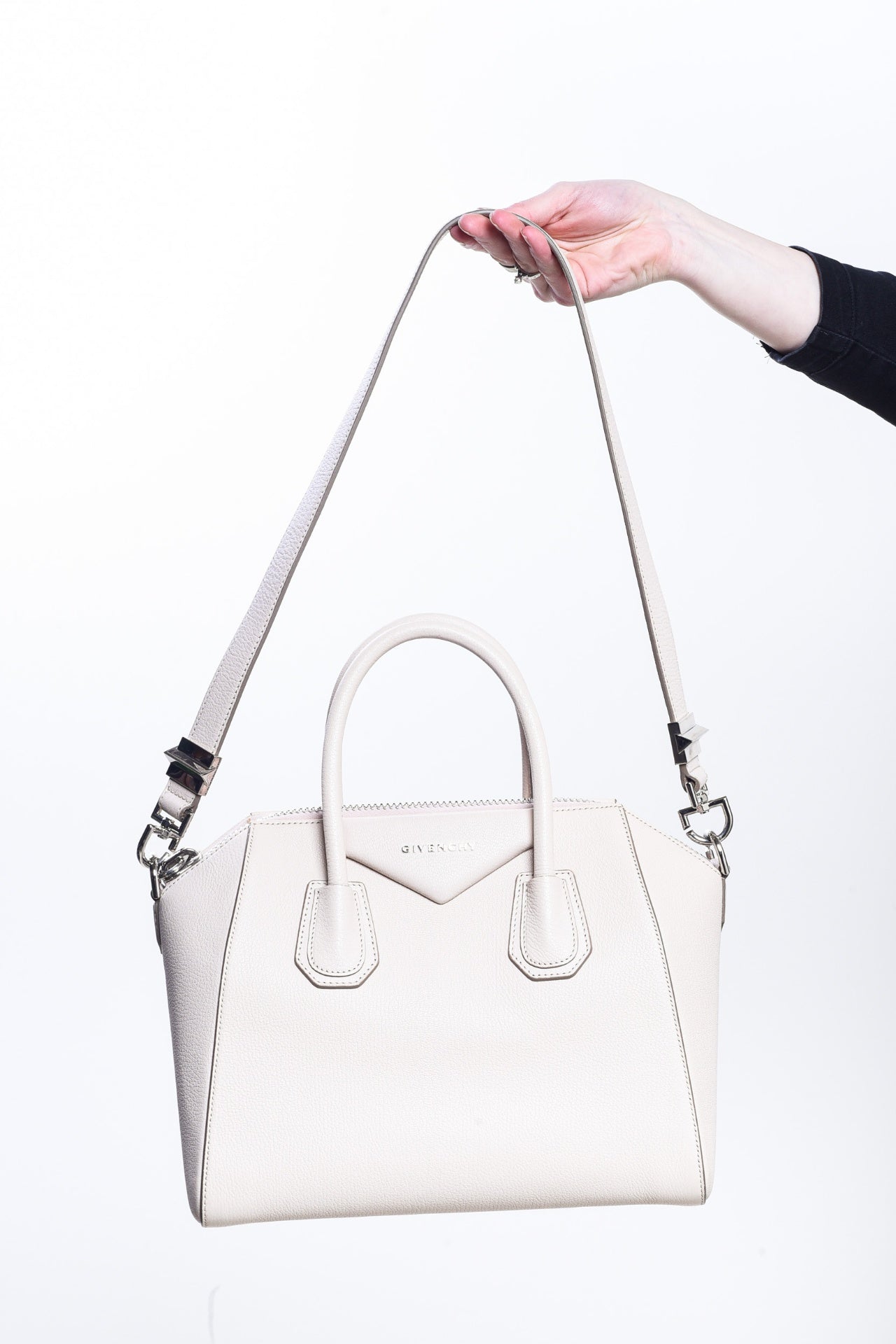 Antigona Small Nude Pink Goat Leather Tote Bag