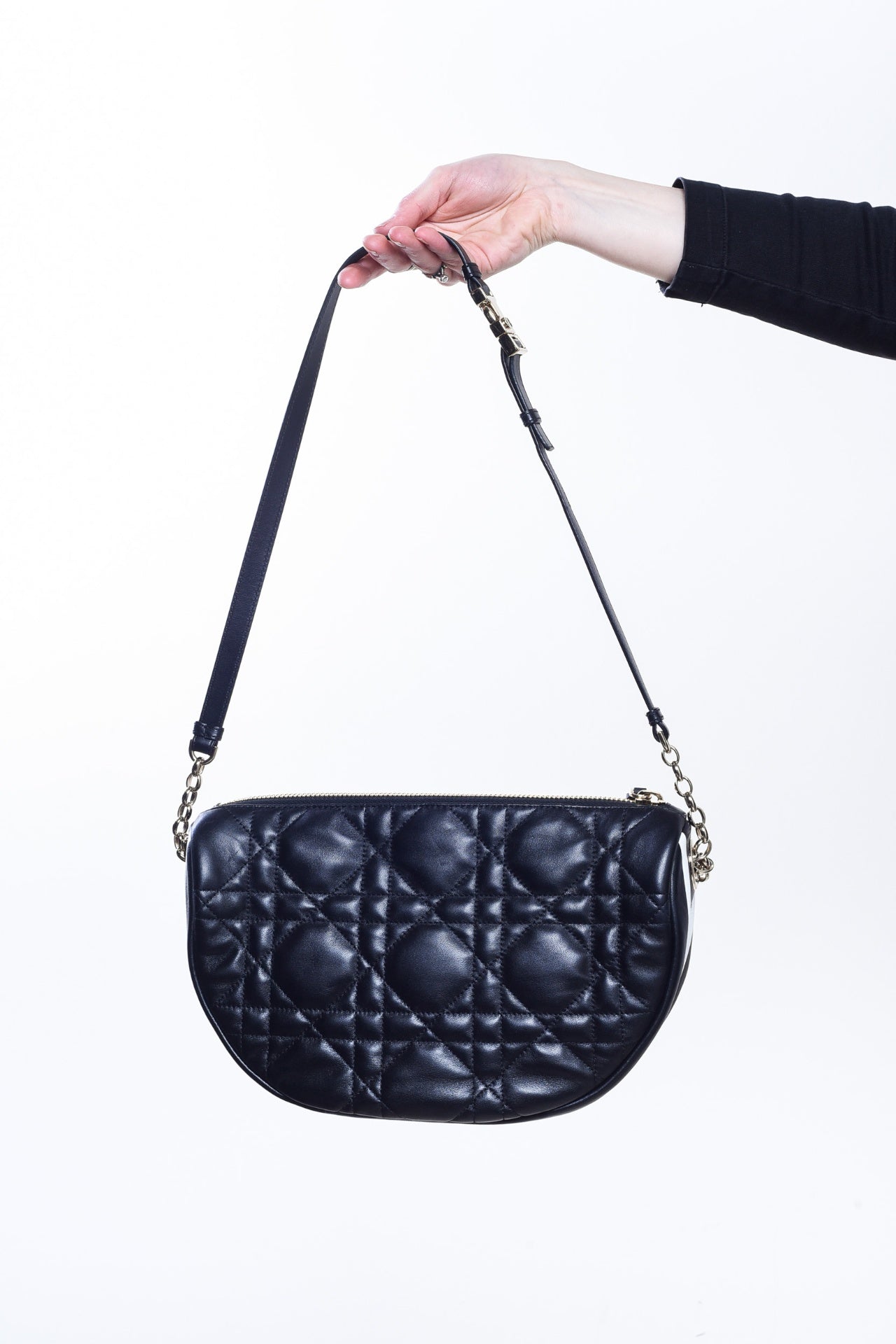 Black Vibe Medium Cannage Hobo Bag