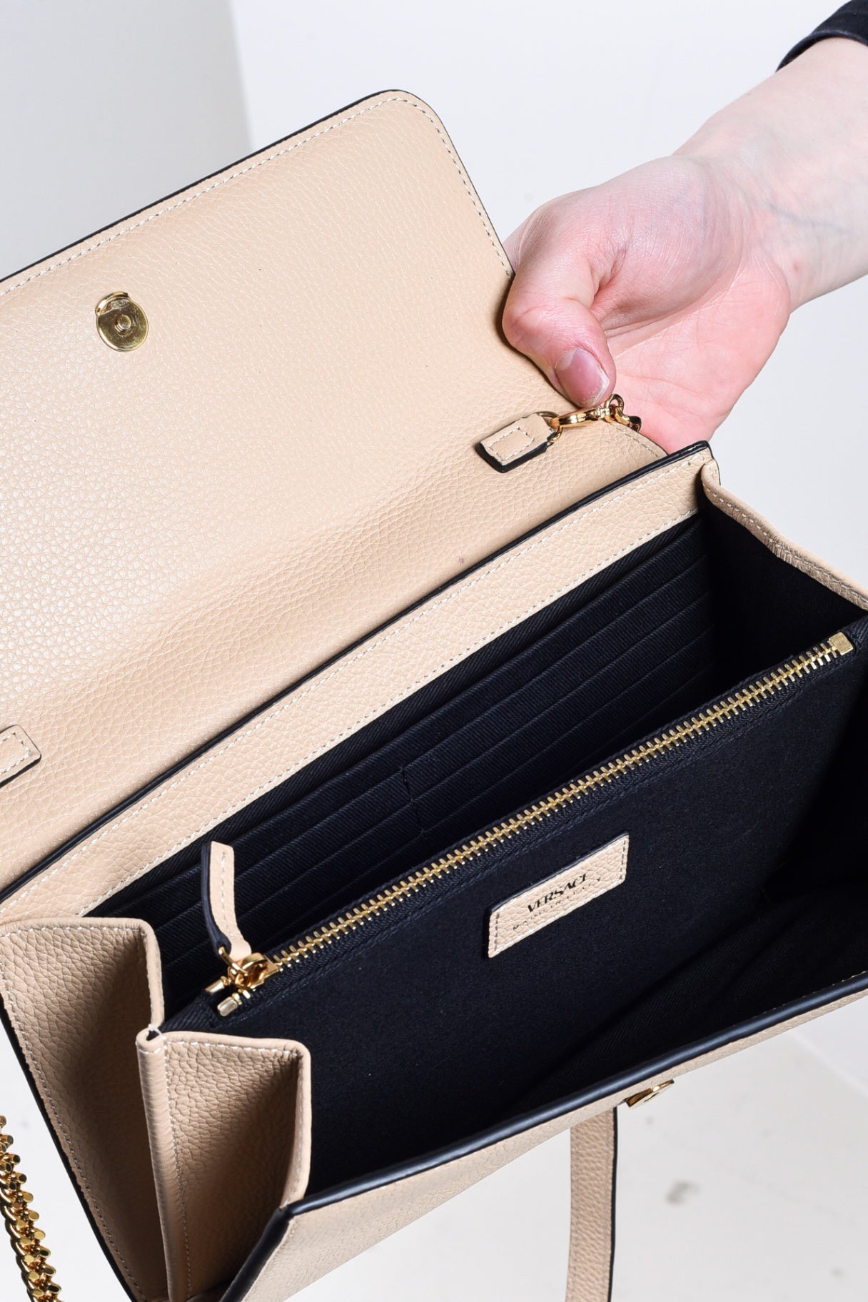 Virtus Beige Grained Leather Wallet on Chain