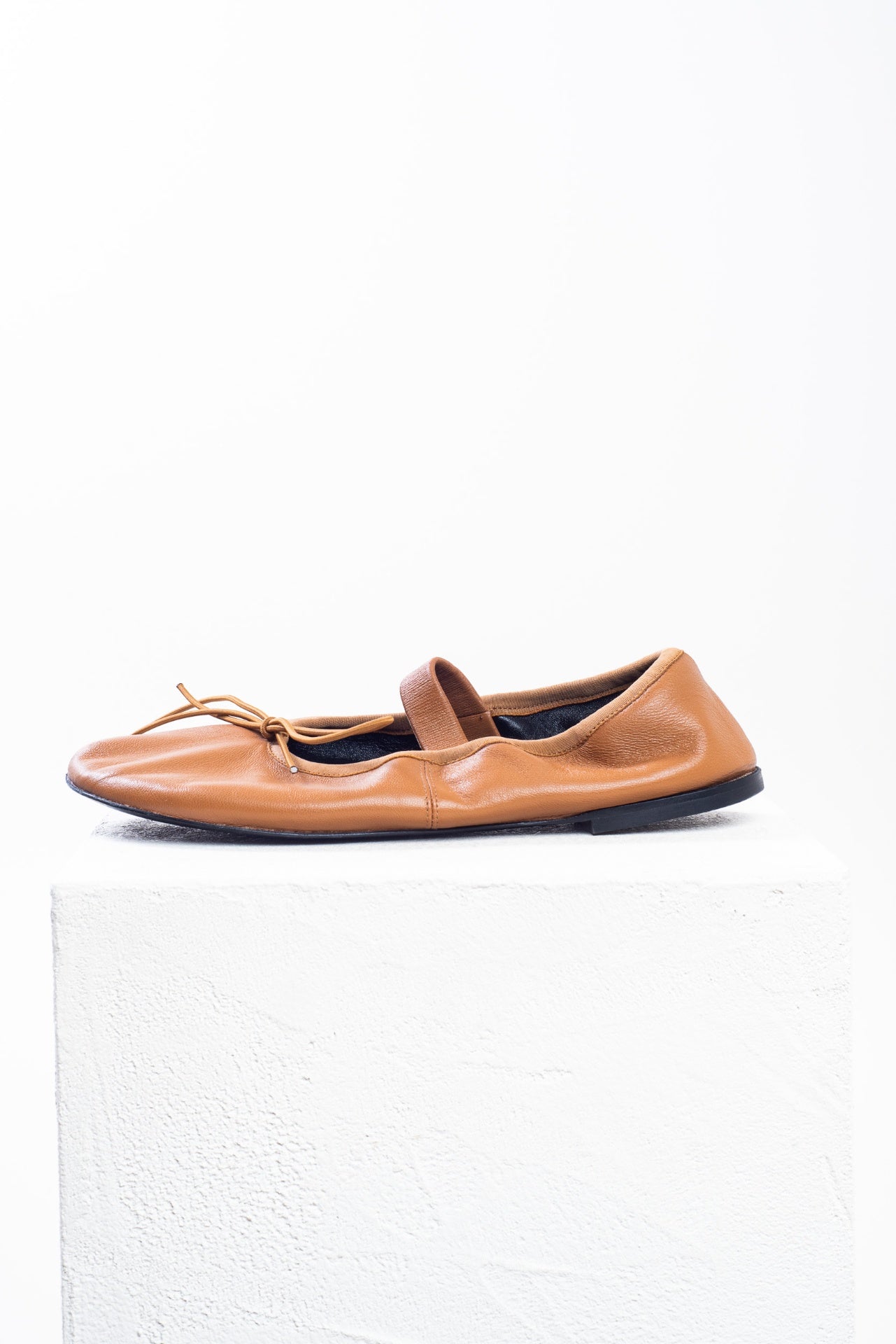 Tobacco Glove Leather Mary Jane Flats