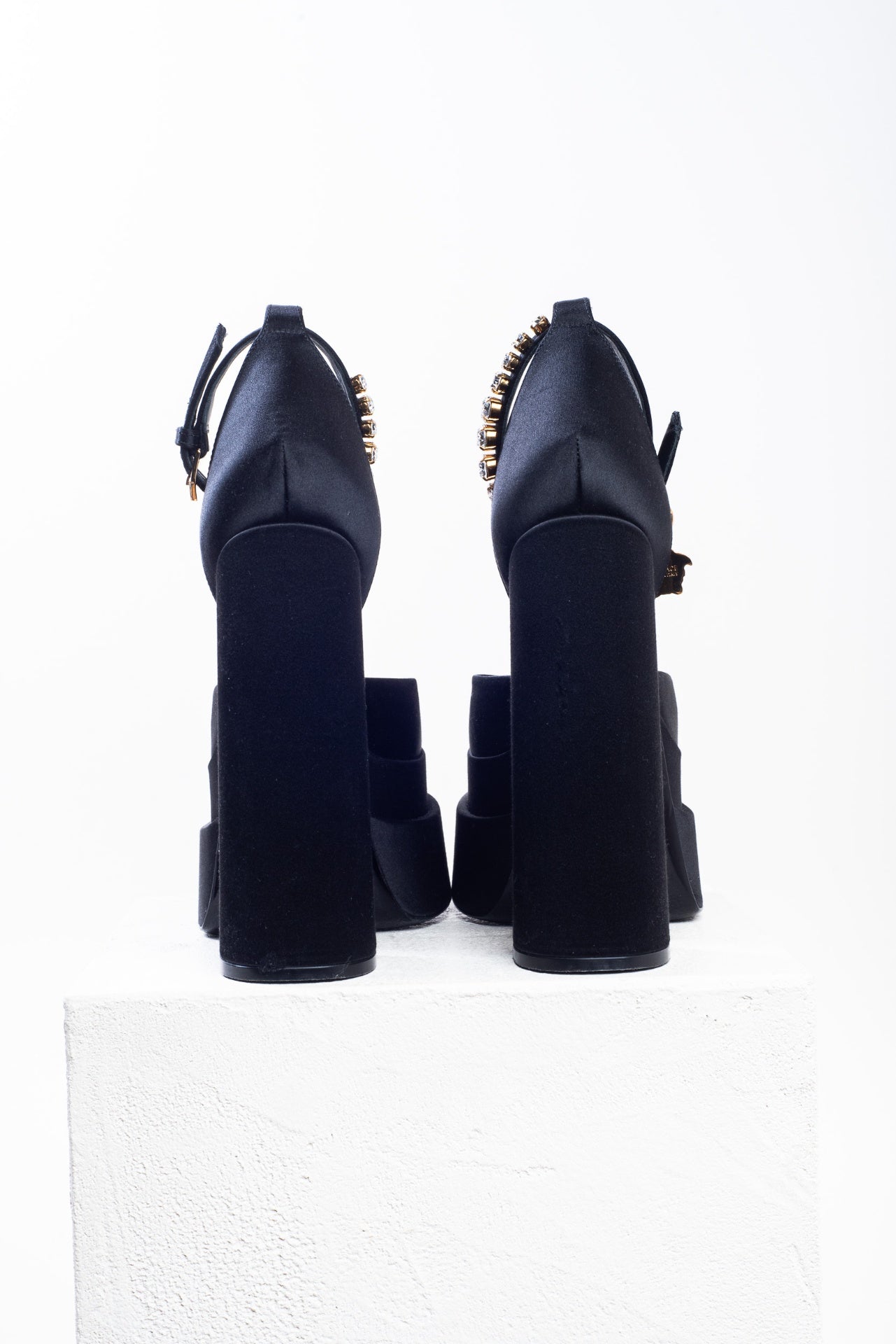 Black Medusa Aevitas Satin Platform Pumps
