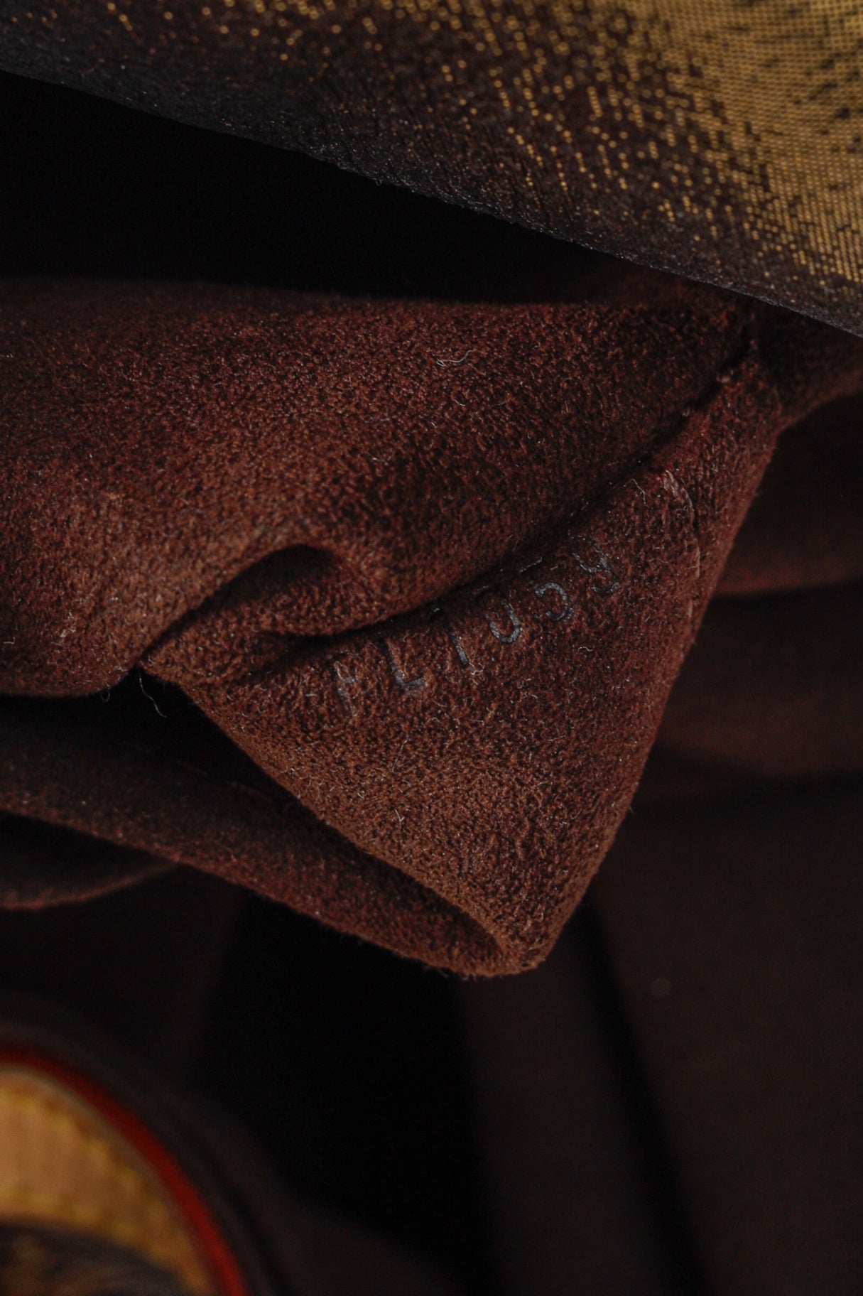 SS/09 Limited Edition Kalahari PM Monogram Canvas Bag