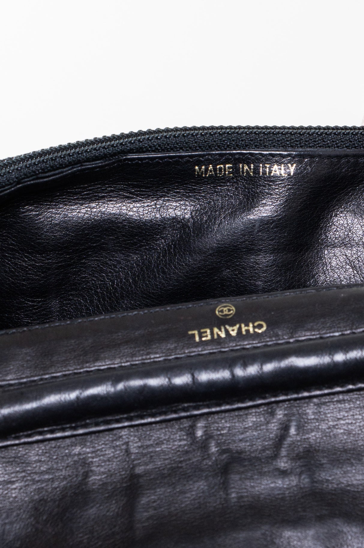 Black Caviar Leather Wallet On Chain