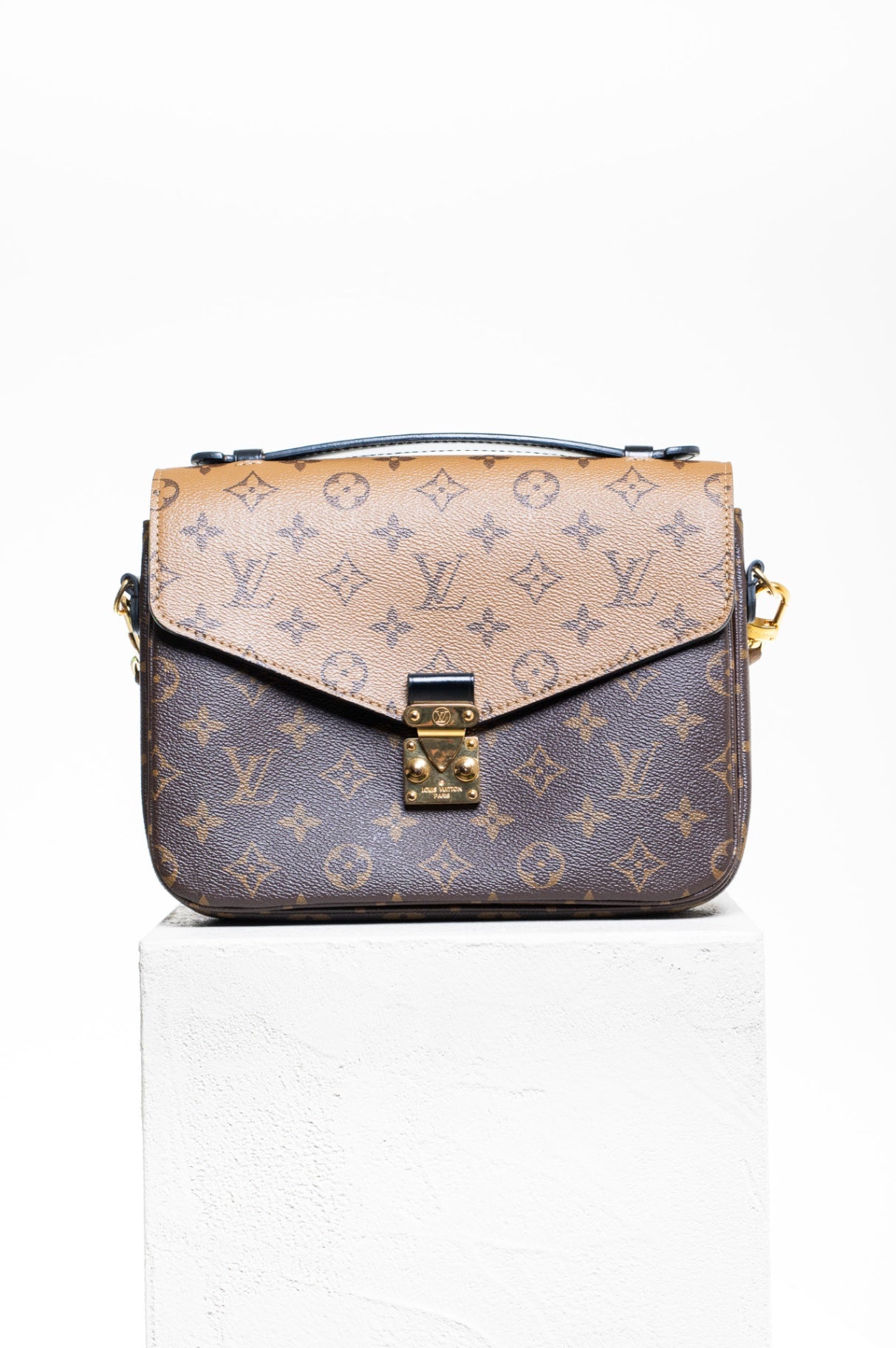 Monogram Reverse Pochette Metis Top Handle Bag