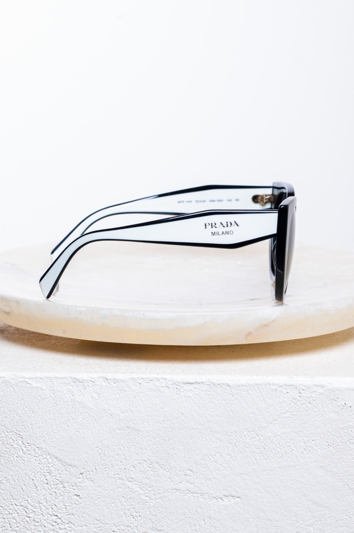 Black and White SPR14W Sunglasses
