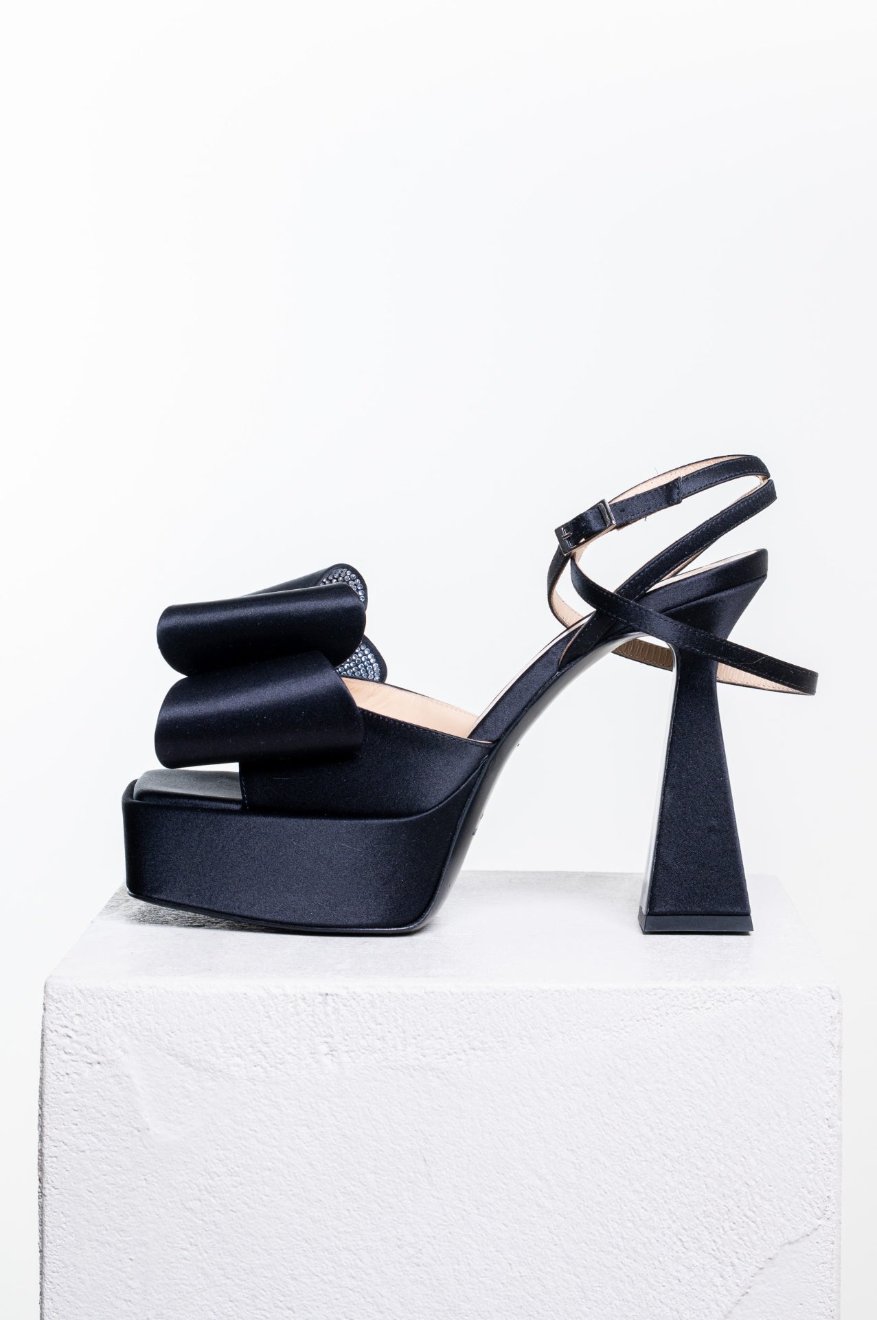 Black 'Le Cadeau' 140 Platform Heeled Sandals