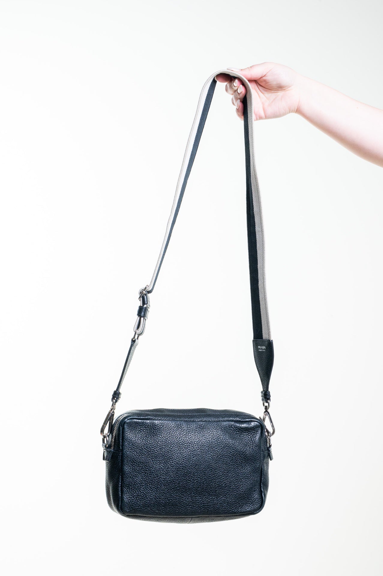 Black Flou Camera Vitello Daino Small Crossbody Bag