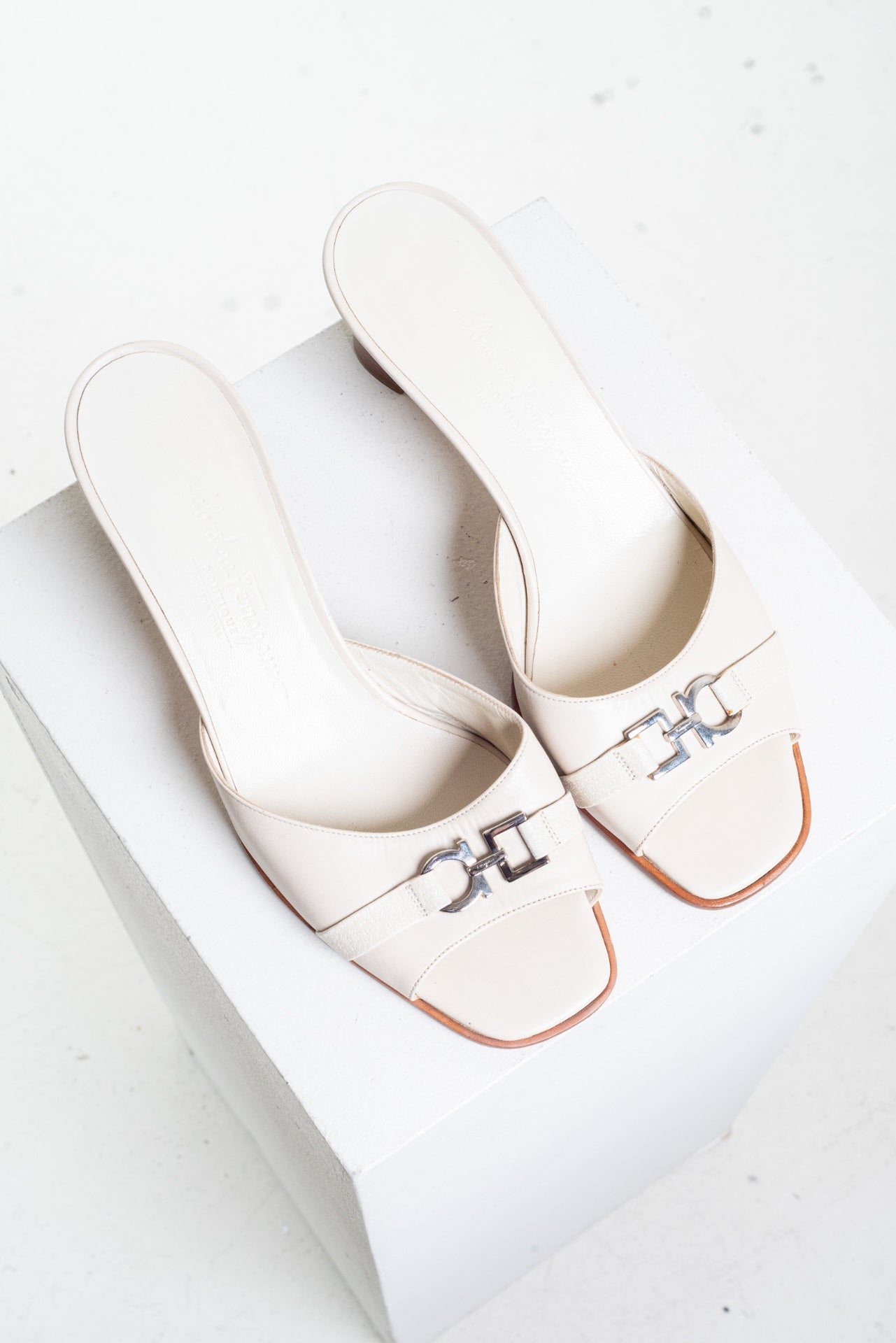 Vintage Beige Mule Sandal