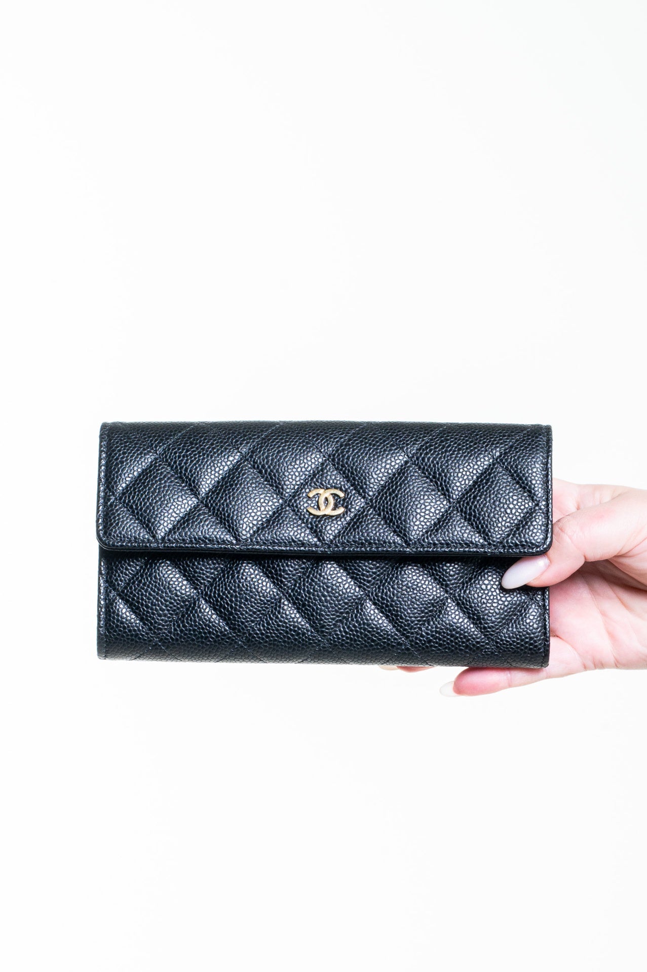 Black Caviar Quilted Classic Flap Wallet