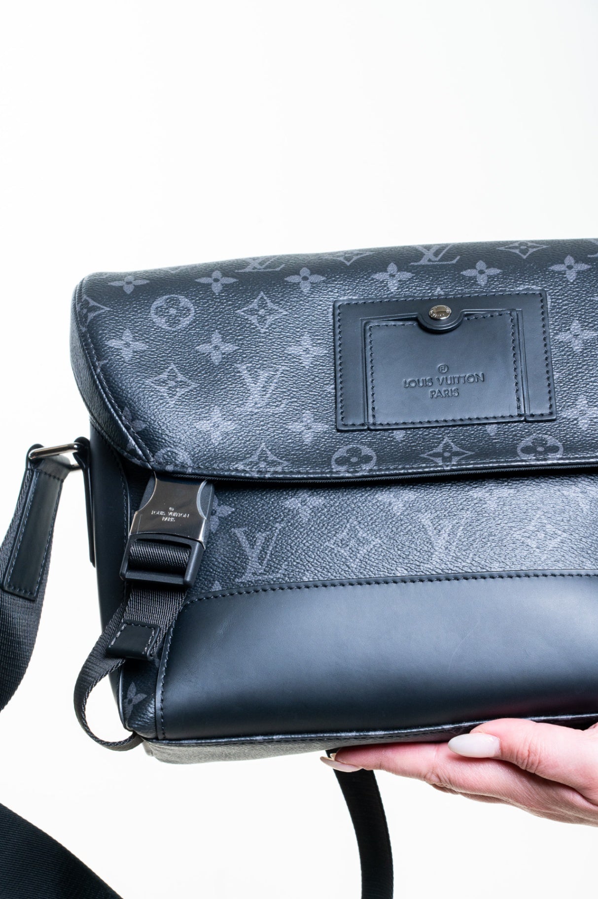Black Monogram Eclipse Voyager PM