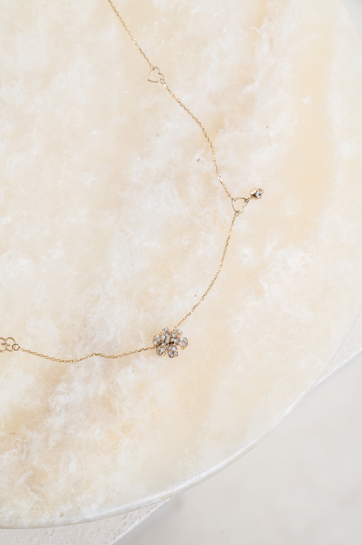 18K Mother of Pearl & Diamond Pendant Station Necklace