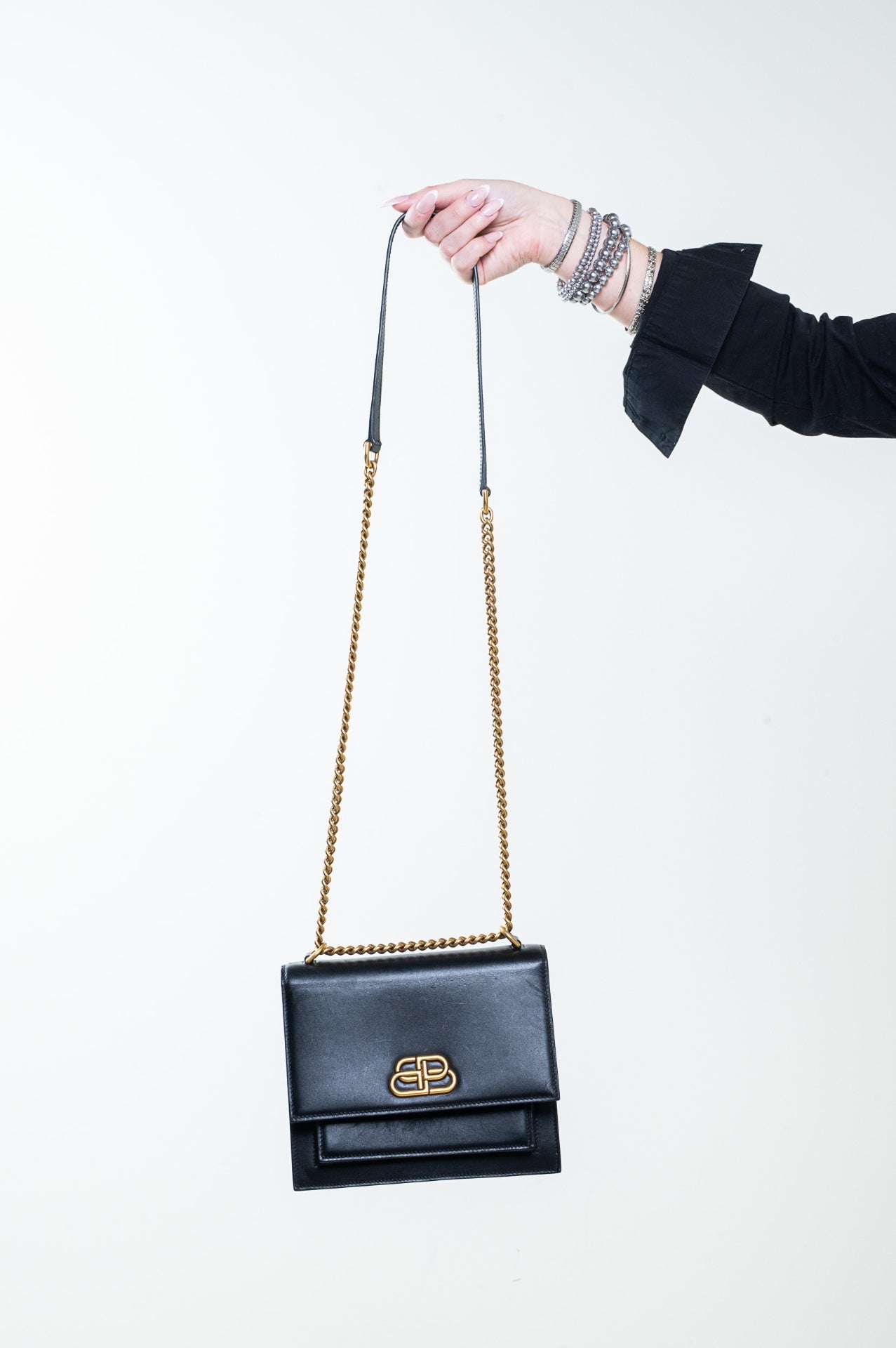 Black Sharp Chain Shoulder Bag