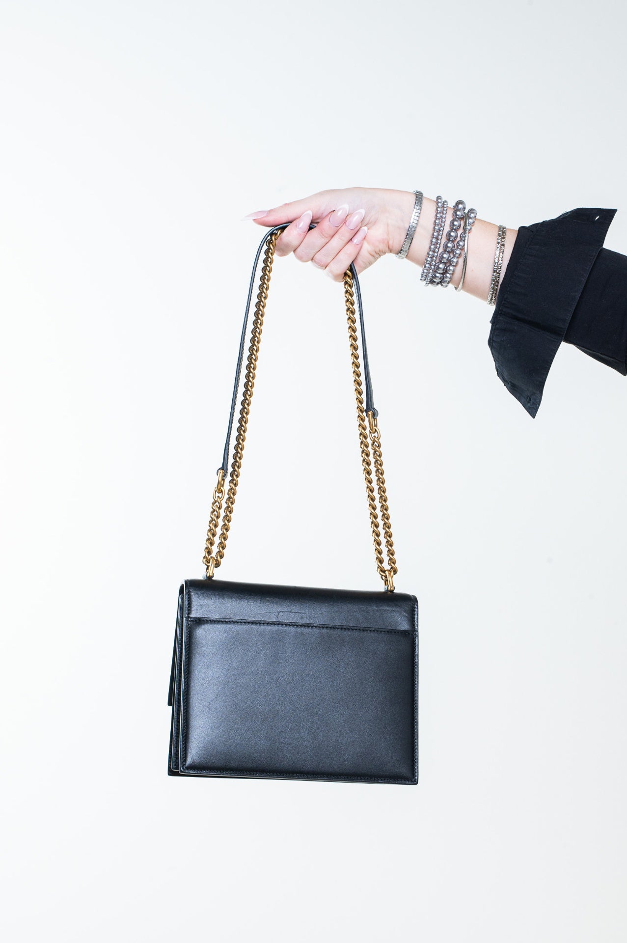Black Sharp Chain Shoulder Bag