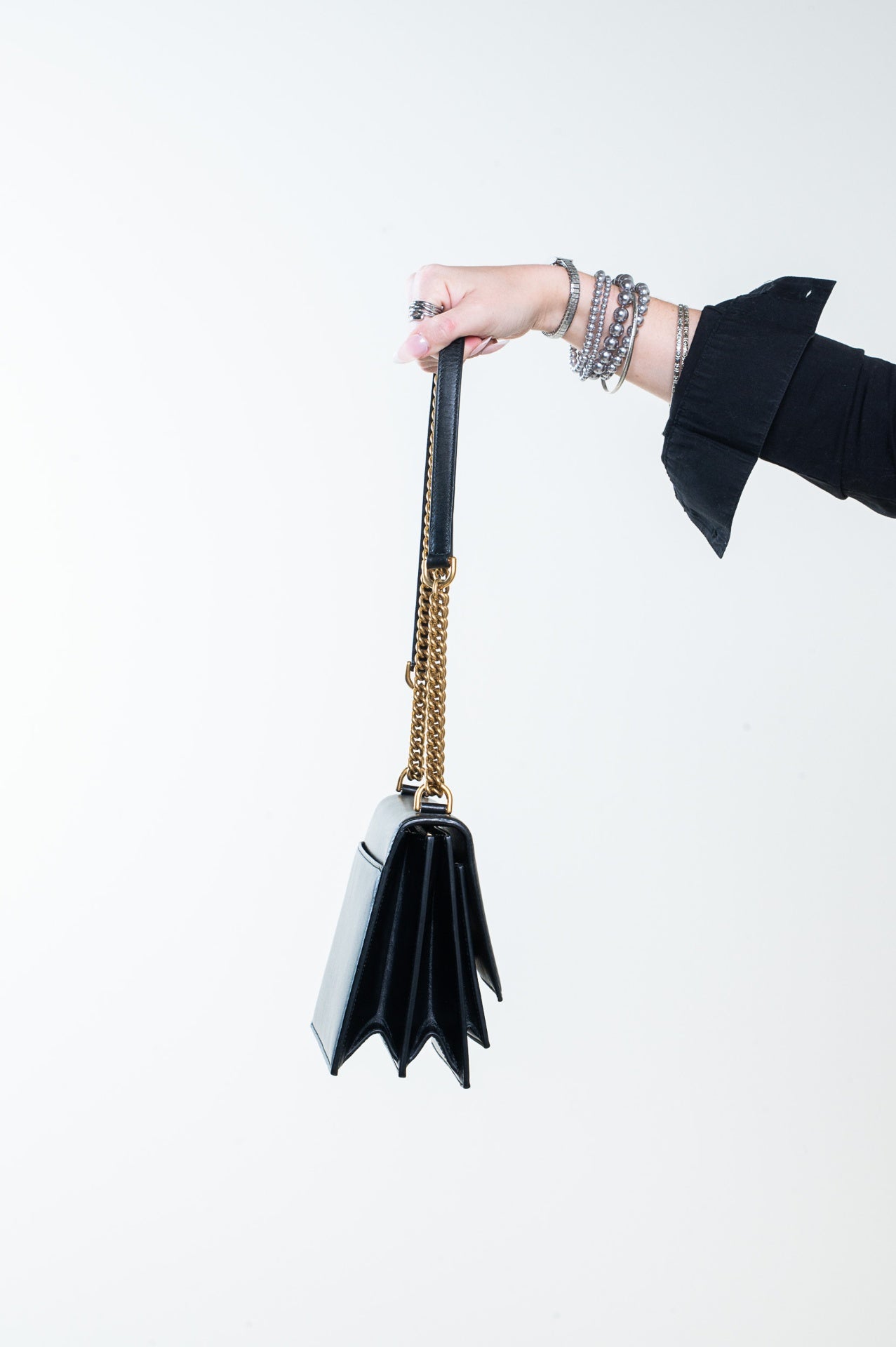 Black Sharp Chain Shoulder Bag