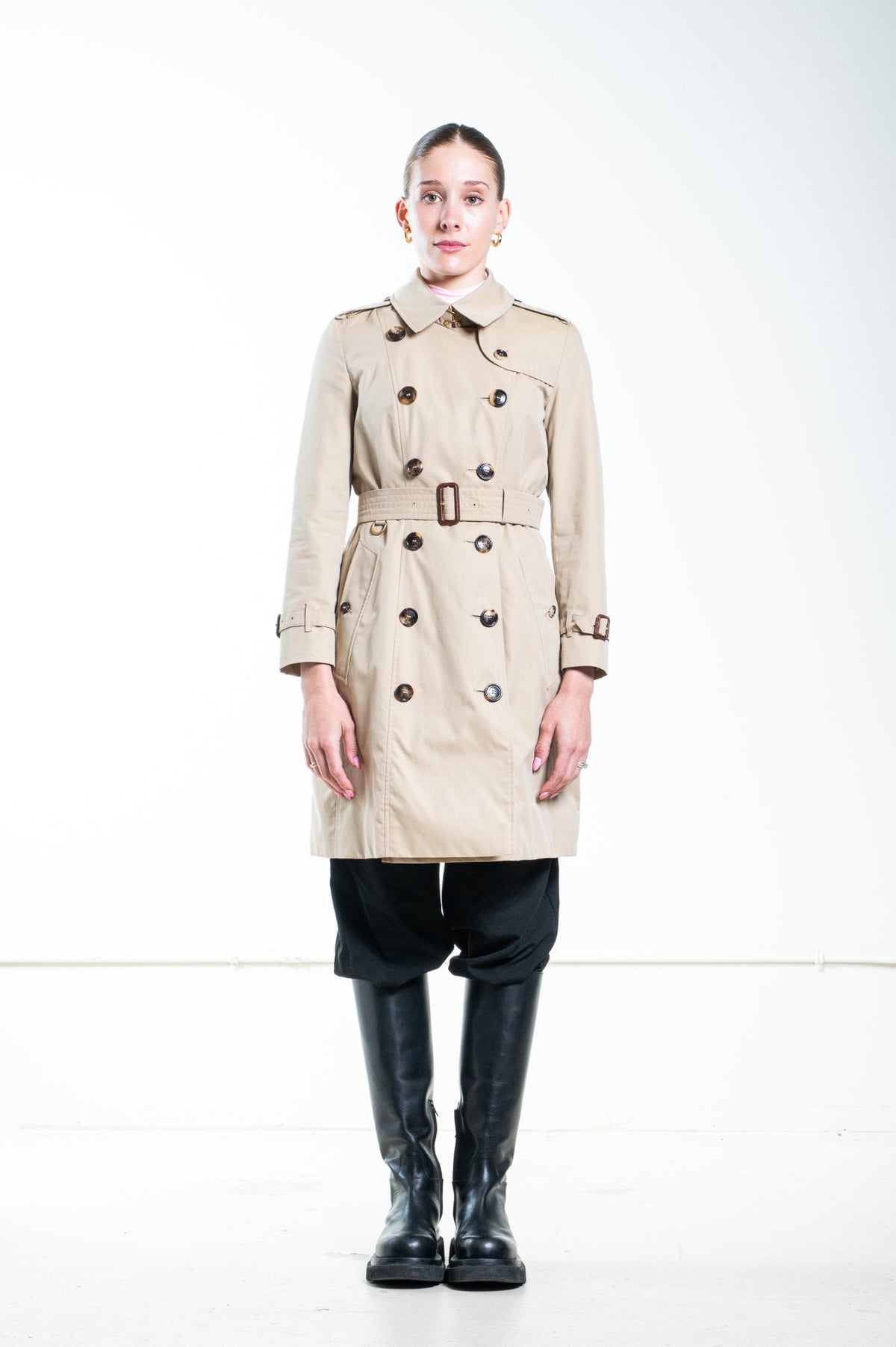 Honey Beige 'The Chelsea' Short Heritage Trench Coat