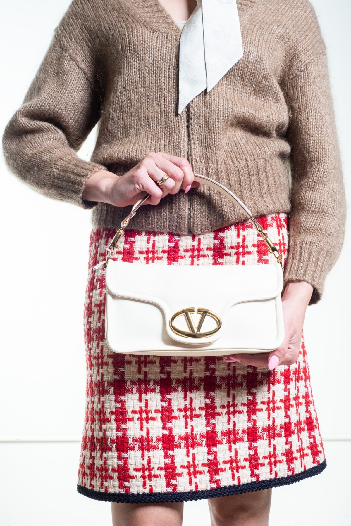 Ivory VLOGO 1960 Leather Shoulder Bag