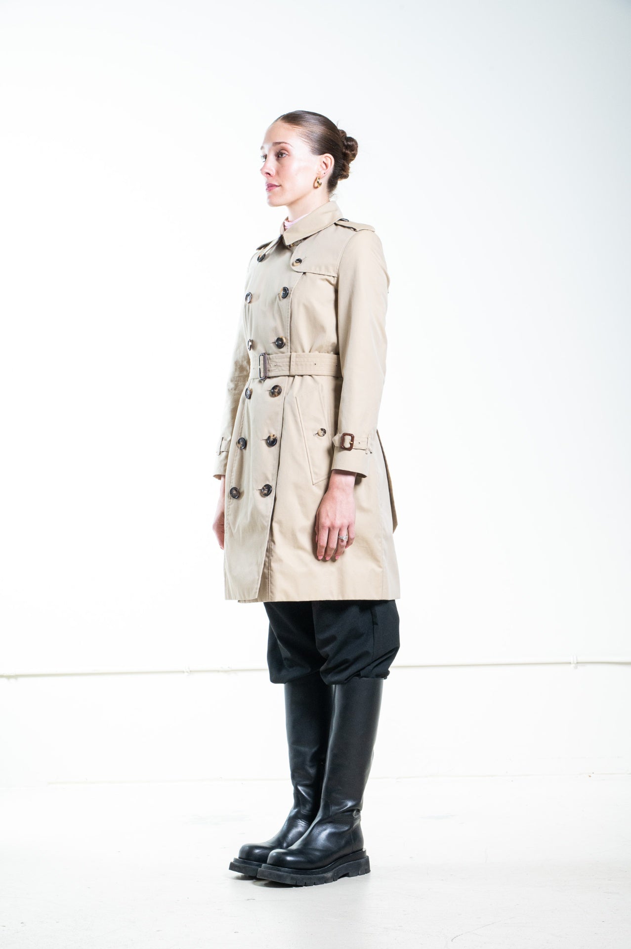 Honey Beige 'The Chelsea' Short Heritage Trench Coat