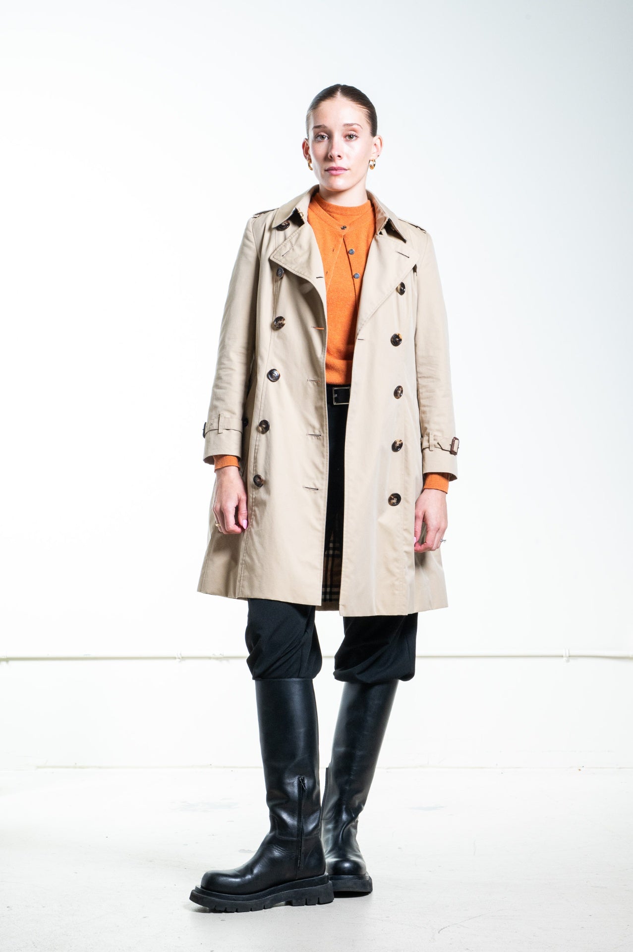 Honey Beige 'The Chelsea' Short Heritage Trench Coat