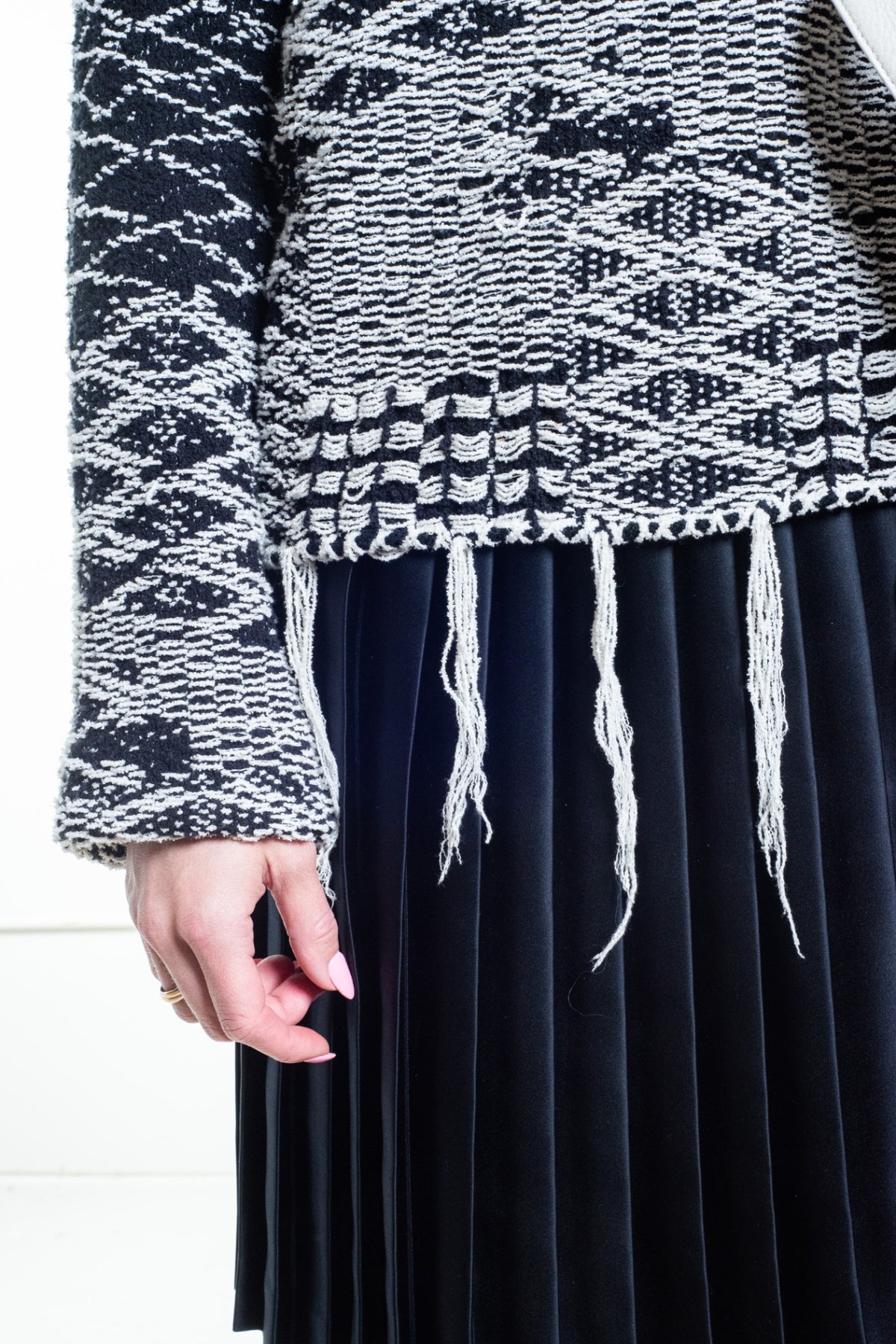 Black & White AW17 Distressed Fringe Sweater
