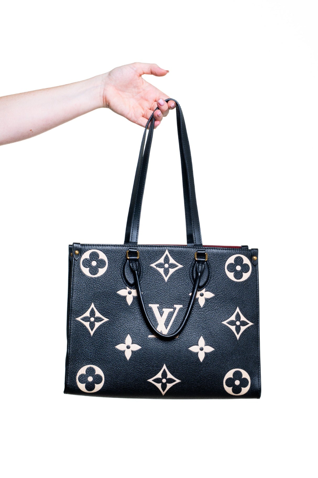 Black Monogram Empreinte Giant OnTheGo MM