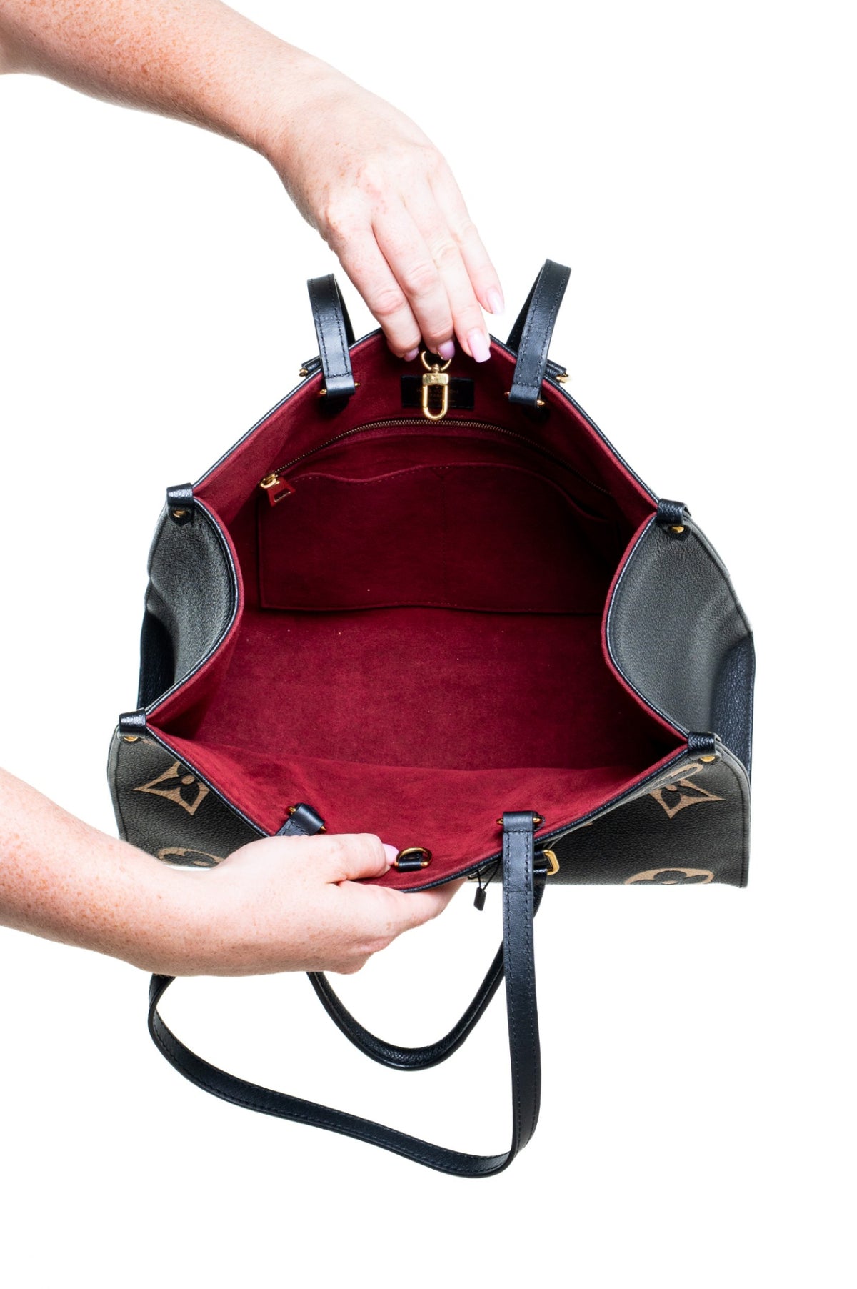 Black Monogram Empreinte Giant OnTheGo MM