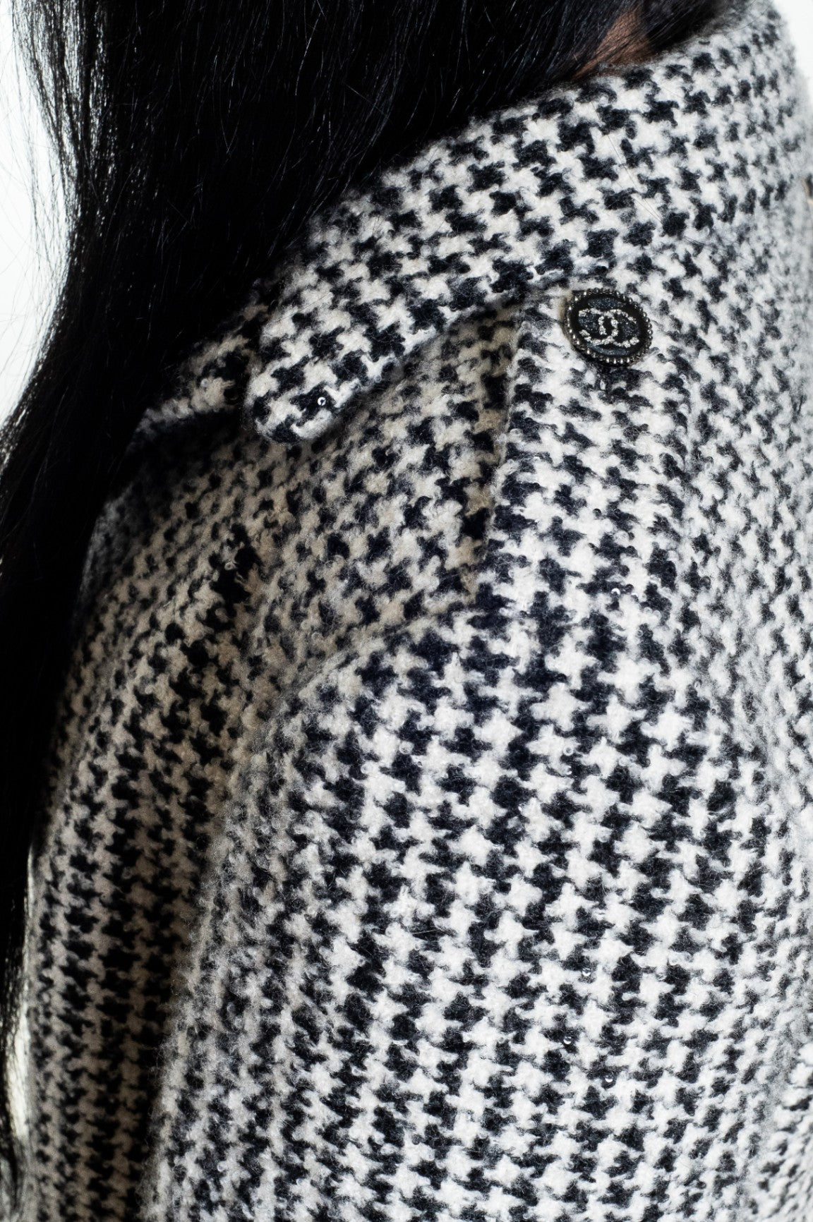 2022 Black and White Houndstooth Tweed Jacket