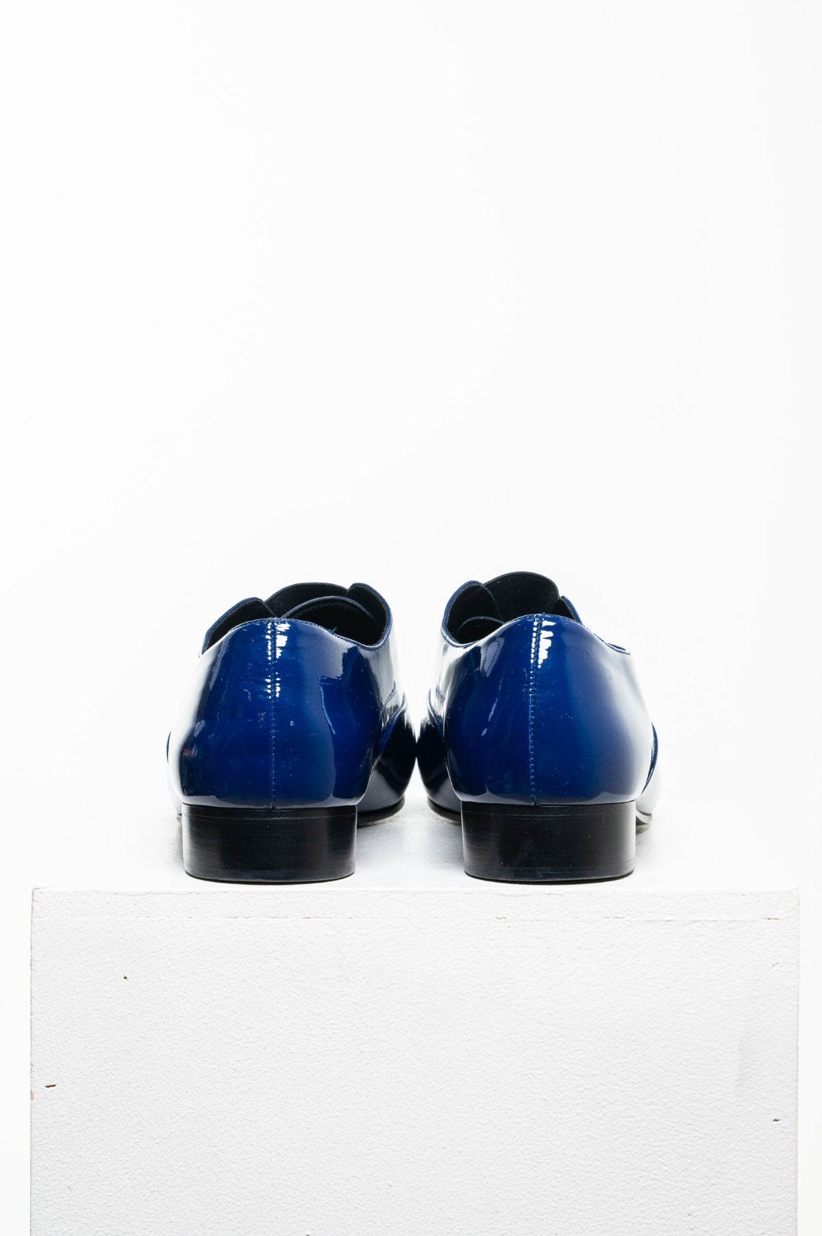 Blue Patent Leather Pointed Toe Oxford Loafers