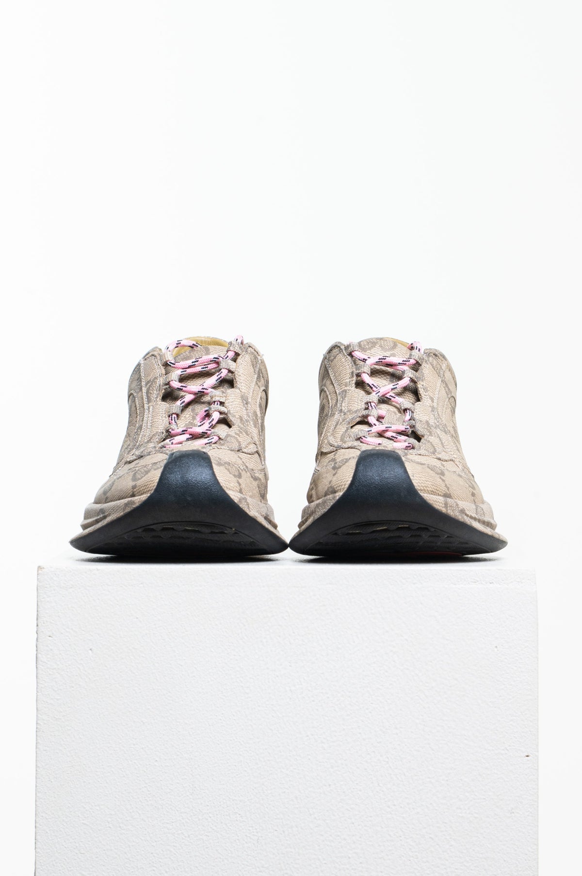 GG Print Low Top Sneakers