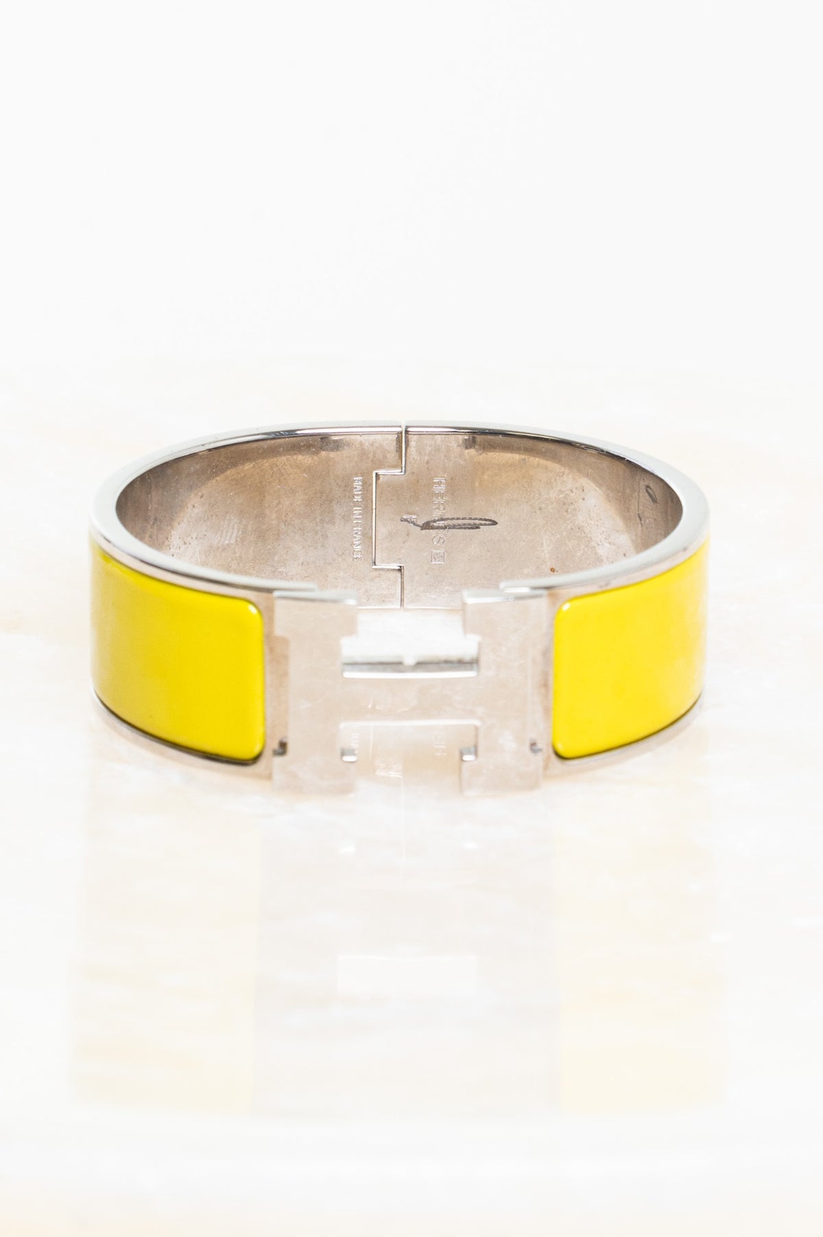 Jaune d'Or Wide Clic Clac H Bracelet PM
