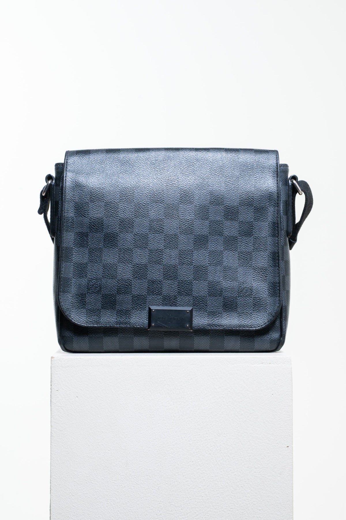 Damier Graphite District PM Messenger Bag