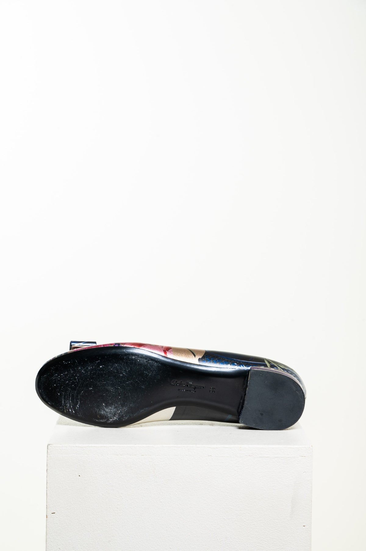Multicolor Printed Varina Flat