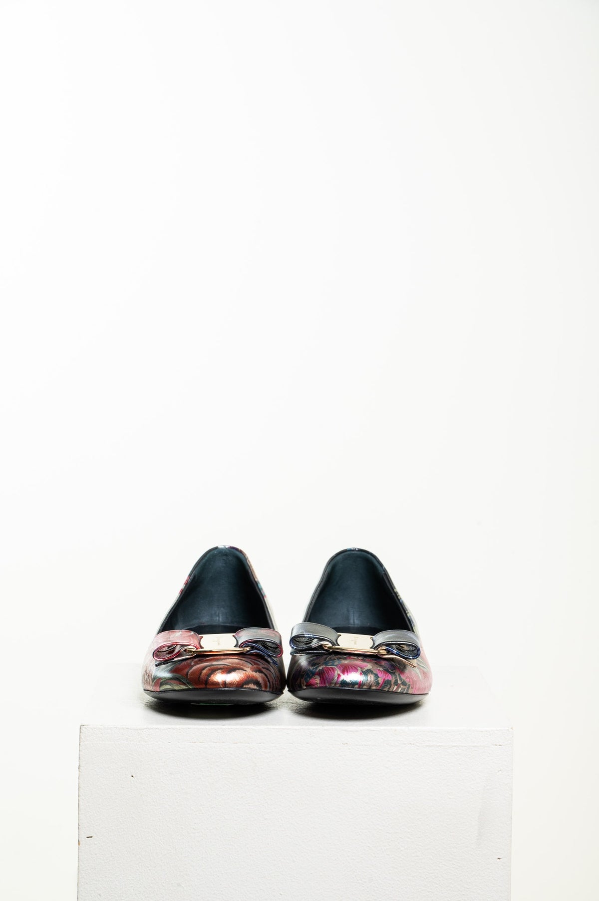 Multicolor Printed Varina Flat
