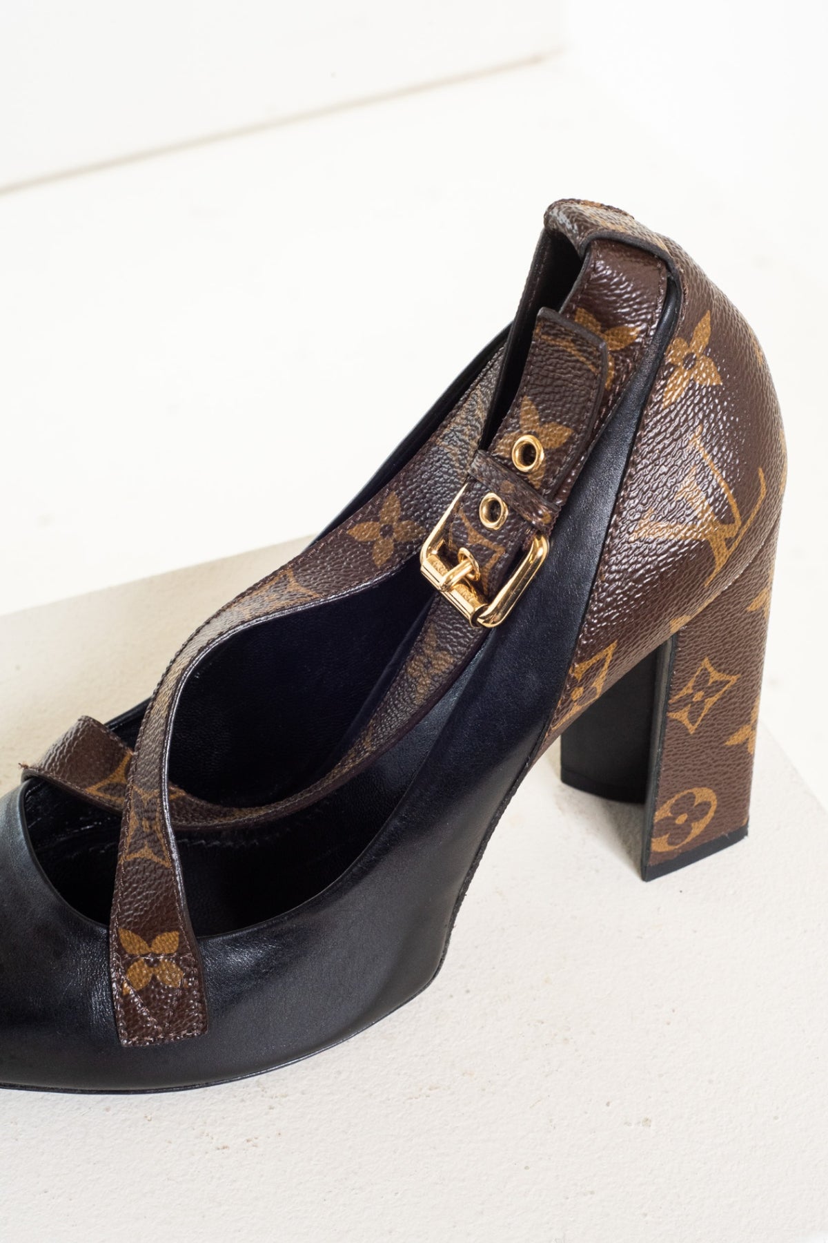Black Pointed Toe Heel w/ Monogram Ankle Wrap Detail