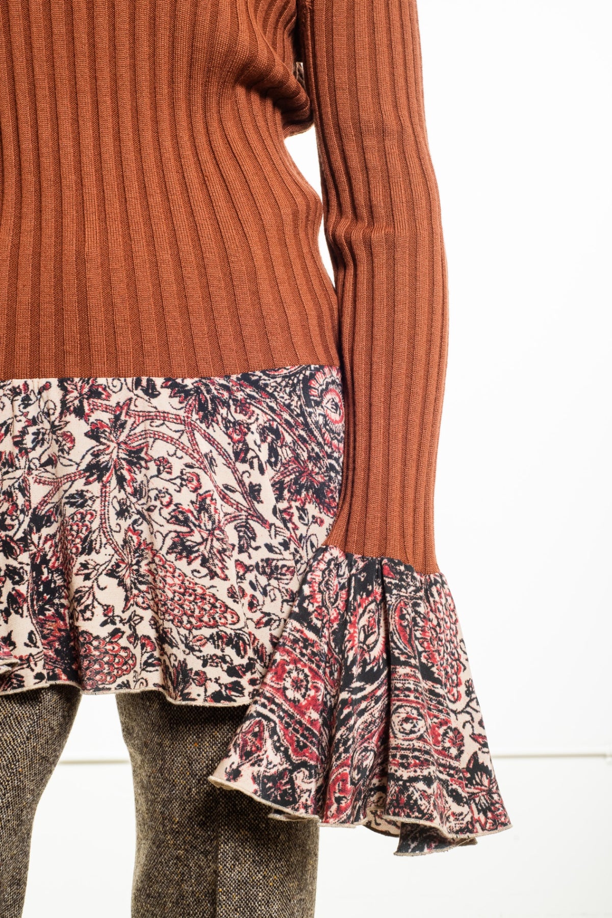 Brown Ribbed Sweater w/ Floral Ruffle Bottom Detail