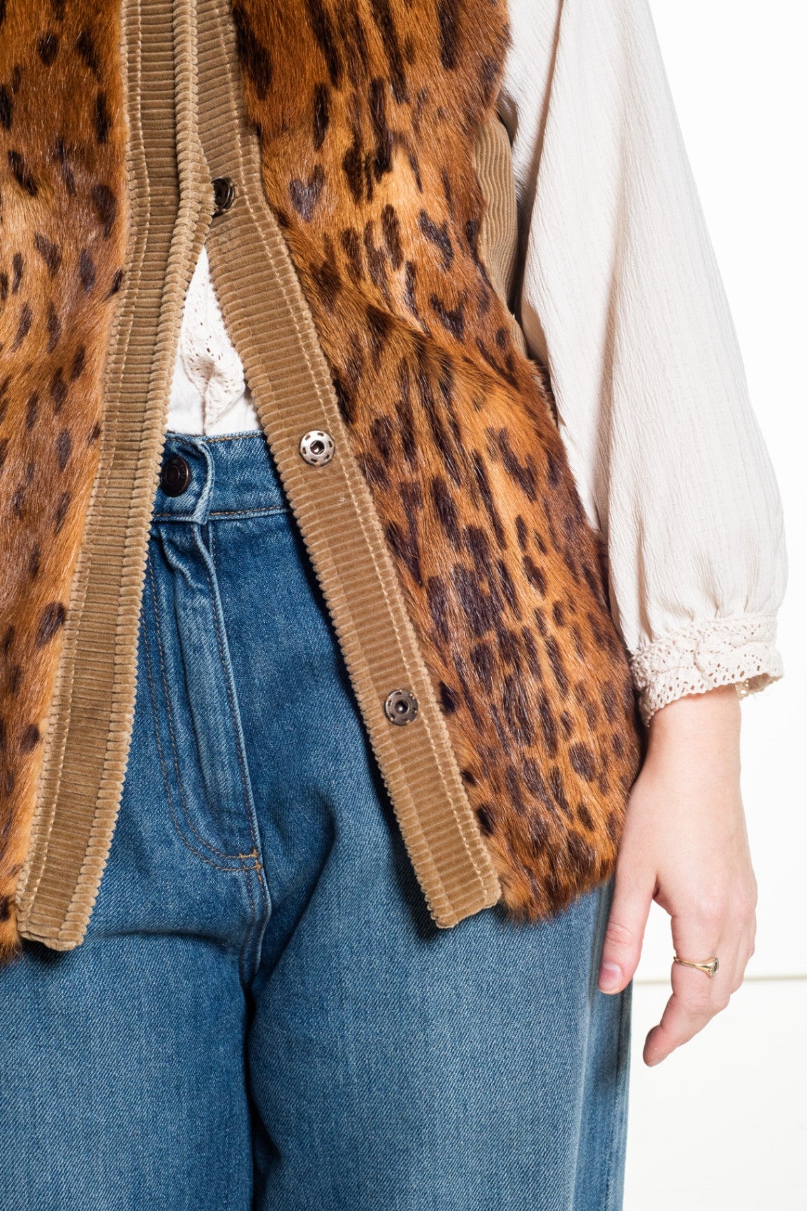 Brown Vintage Knit Vest w Leopard Print Fur Panels