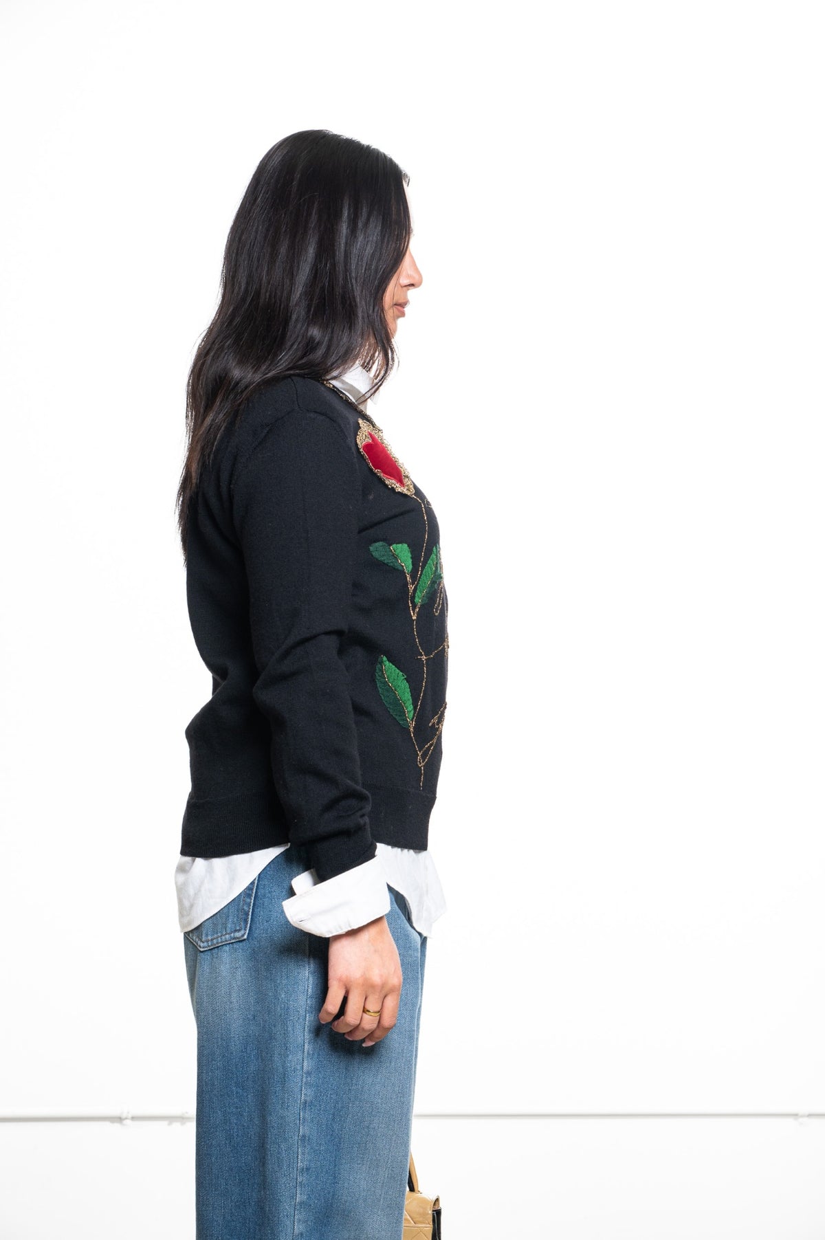 Black 'Let your love grow' Sweater