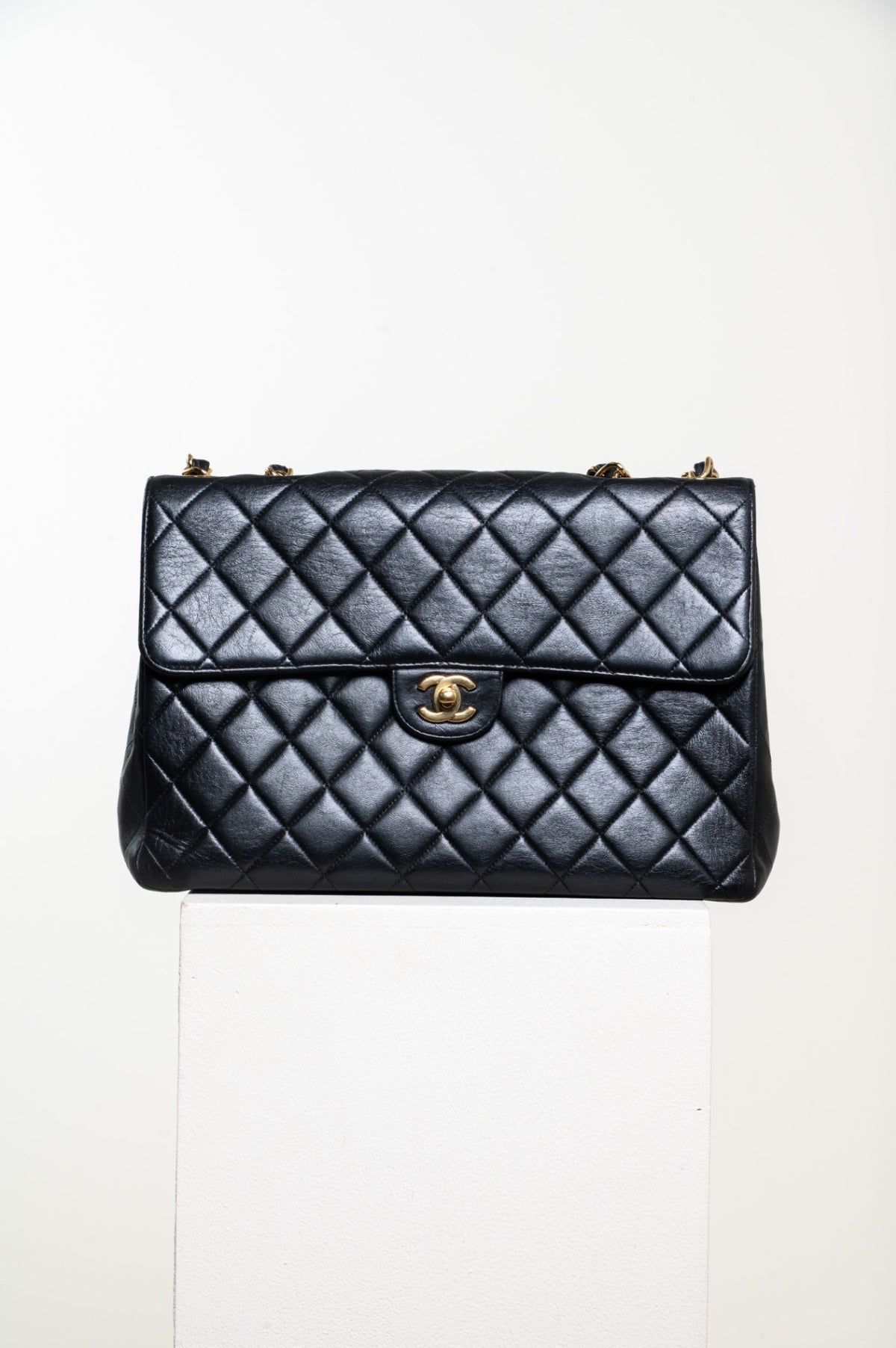 Black Vintage Jumbo Lambskin Classic Single Flap Bag